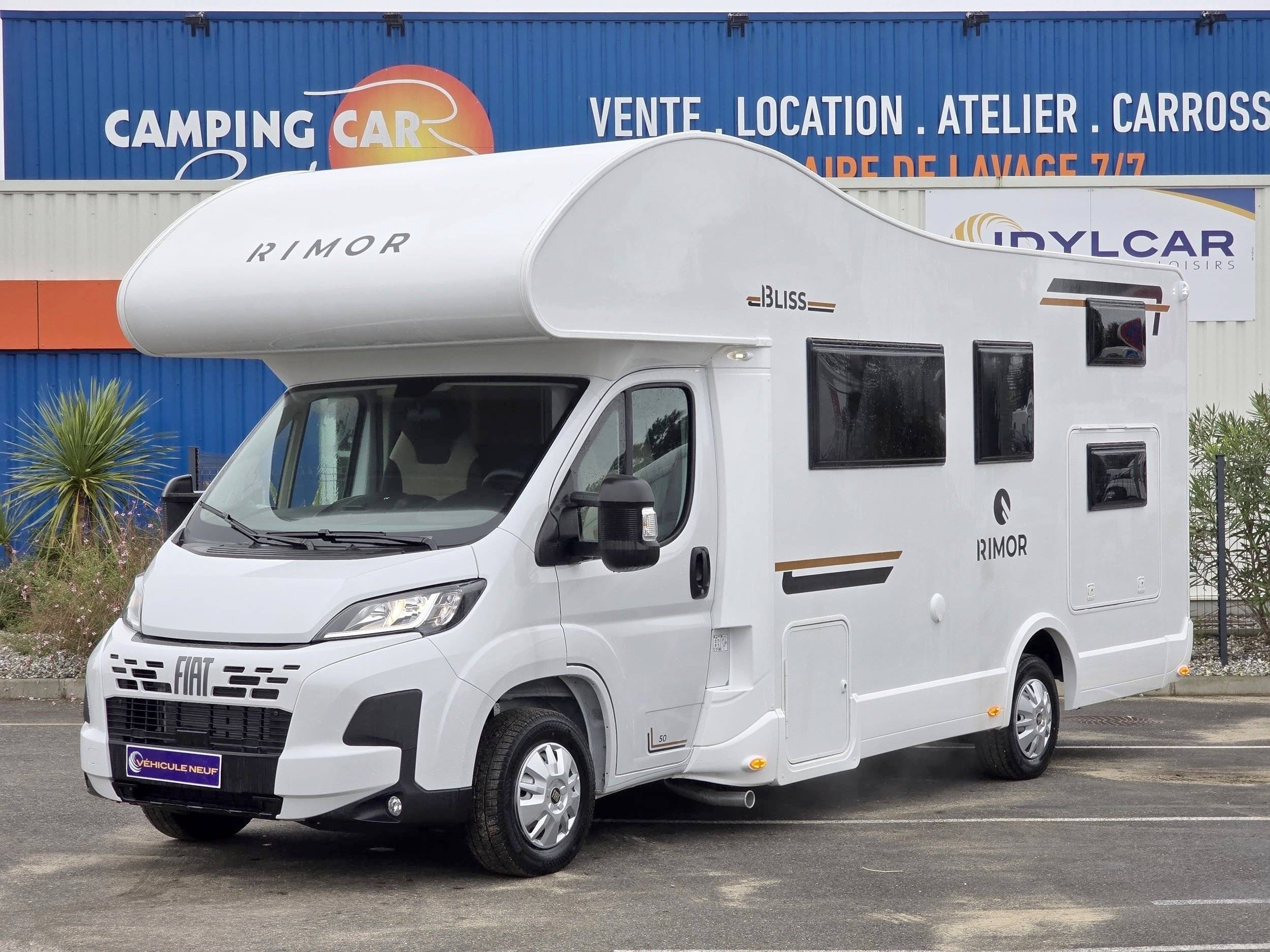 Vista de 3/4 Fiat 2,0 l 115 ch - Yescapa