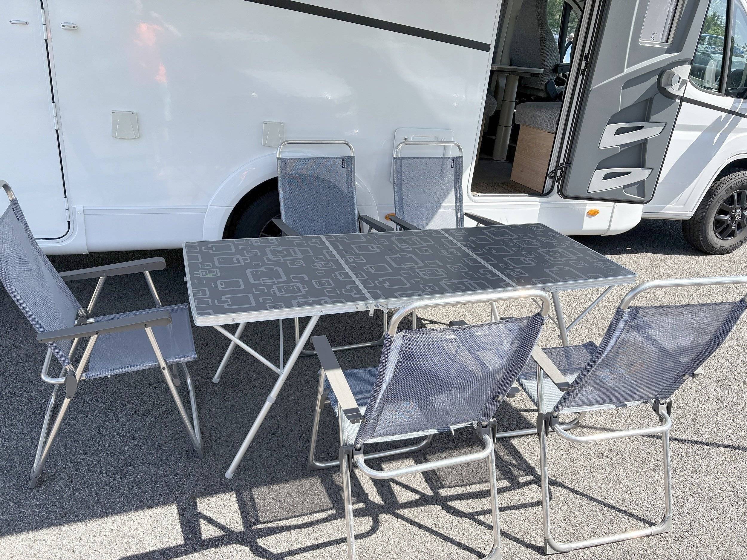 Dethleffs JUST CAMP T 6812EB