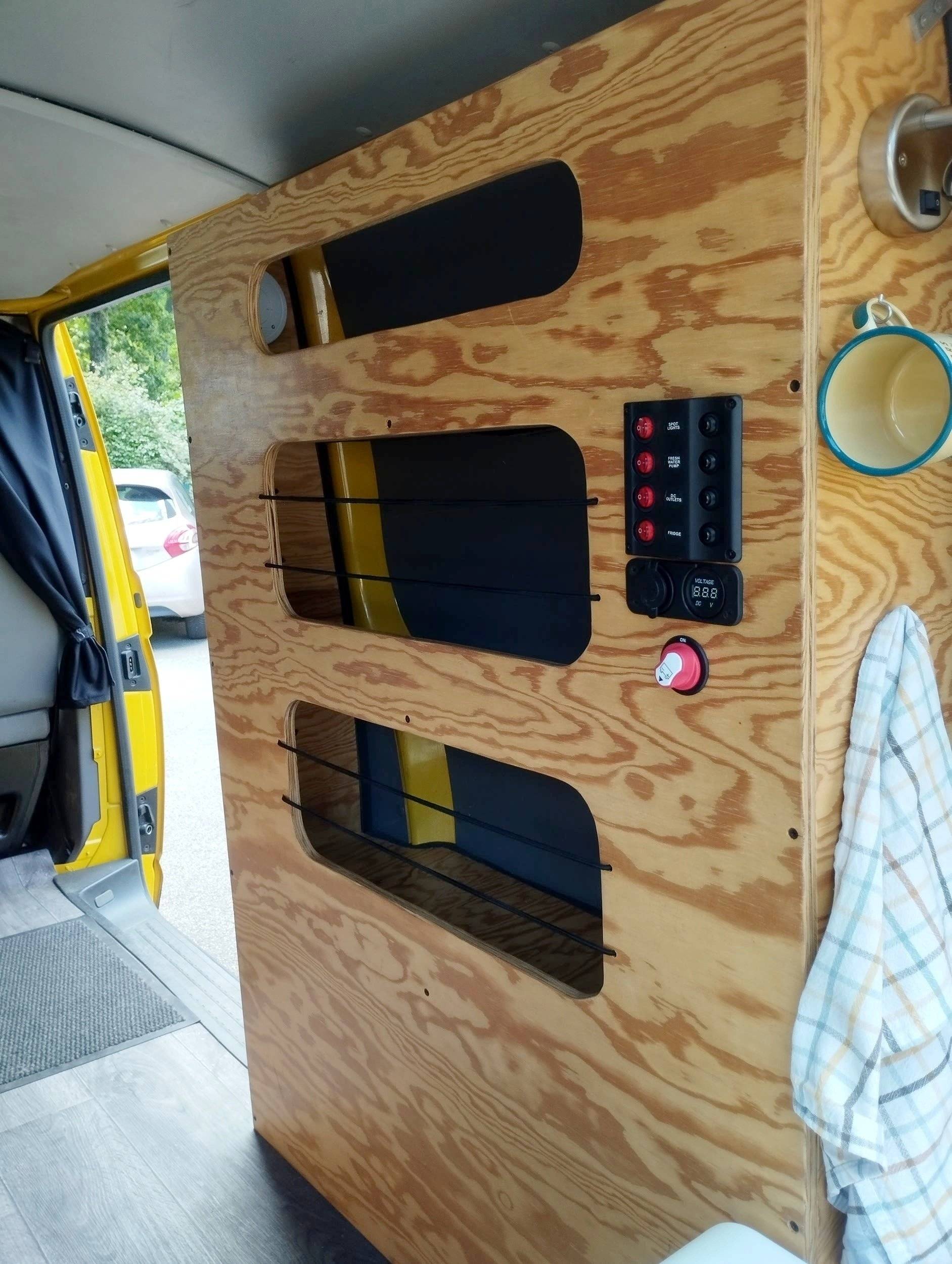 Volkswagen T5 2 l 84 ch
