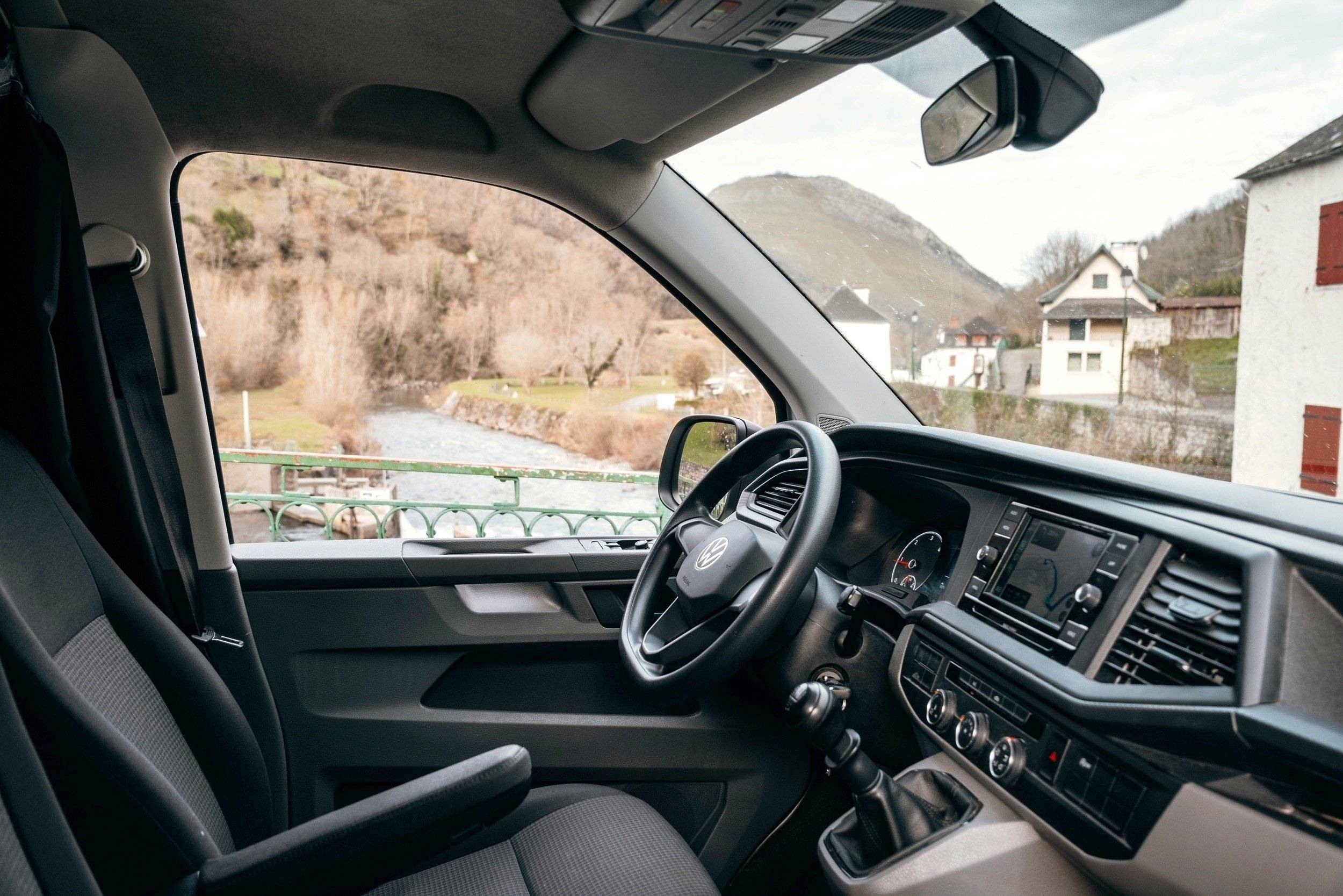 Armorique Van Transporter L2H1 2,0 l 140 ch