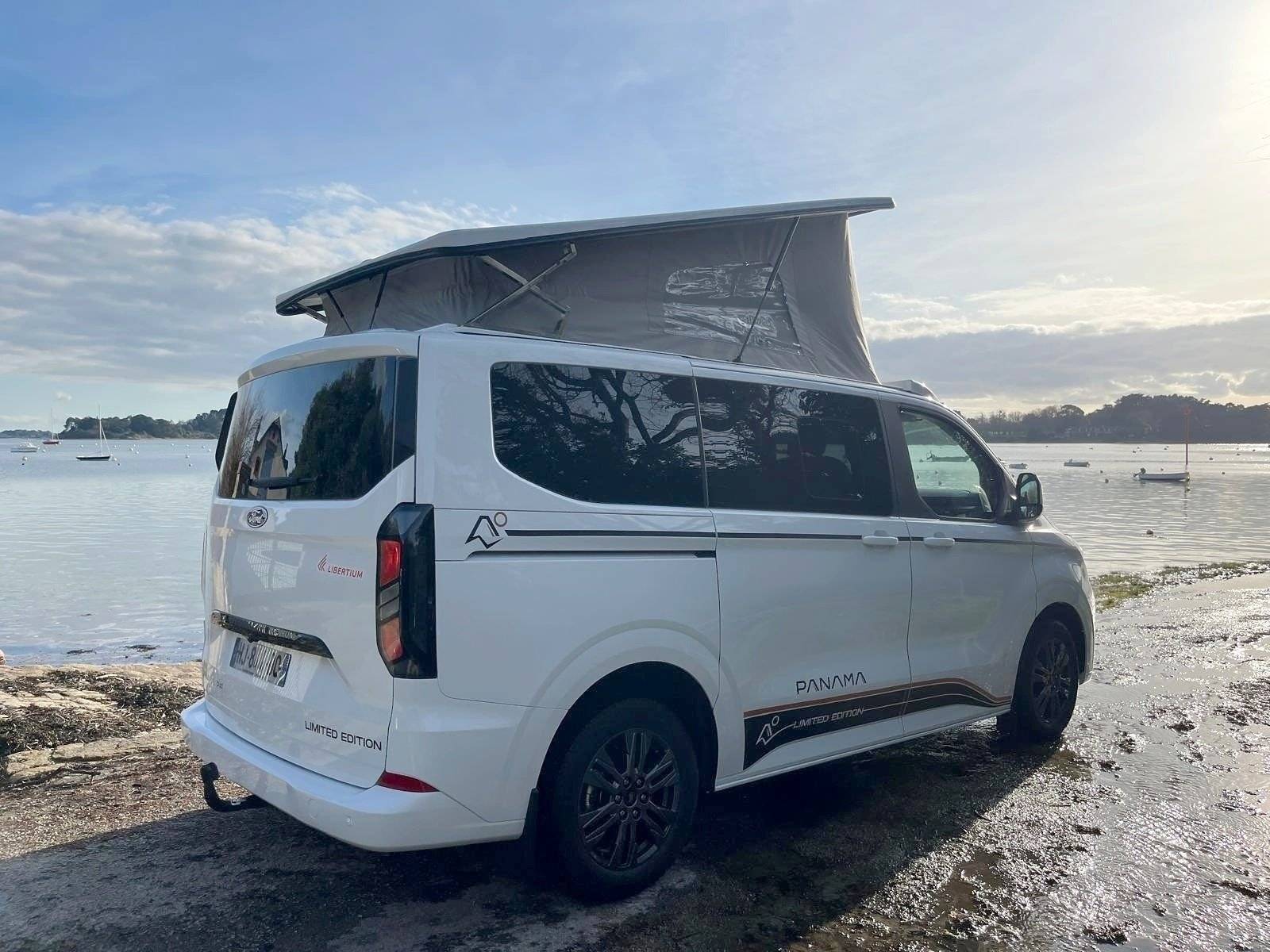 Ford Custom 2,0 l 130 ch