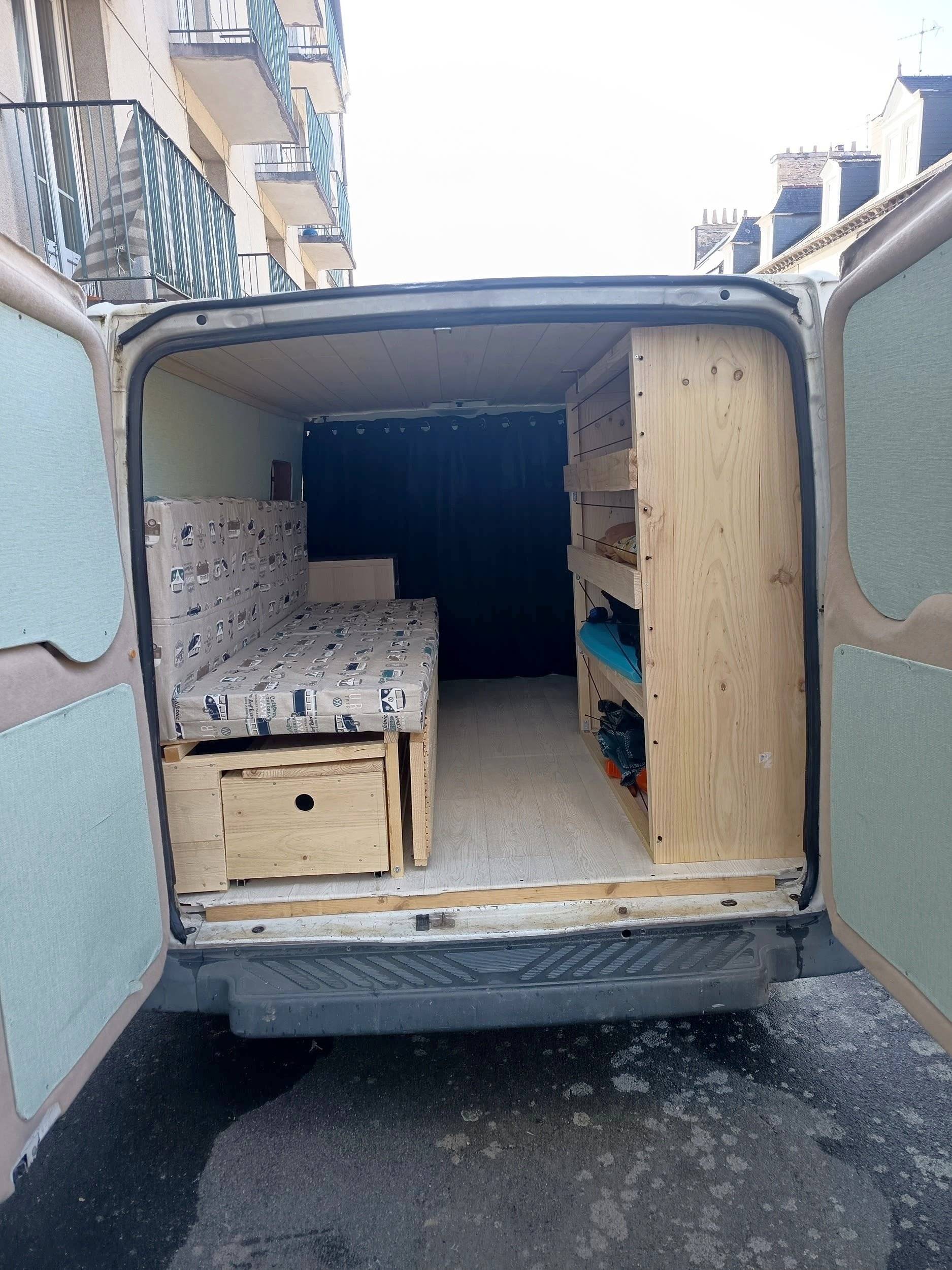 Dormidas Ford FORD TRANSIT - Yescapa