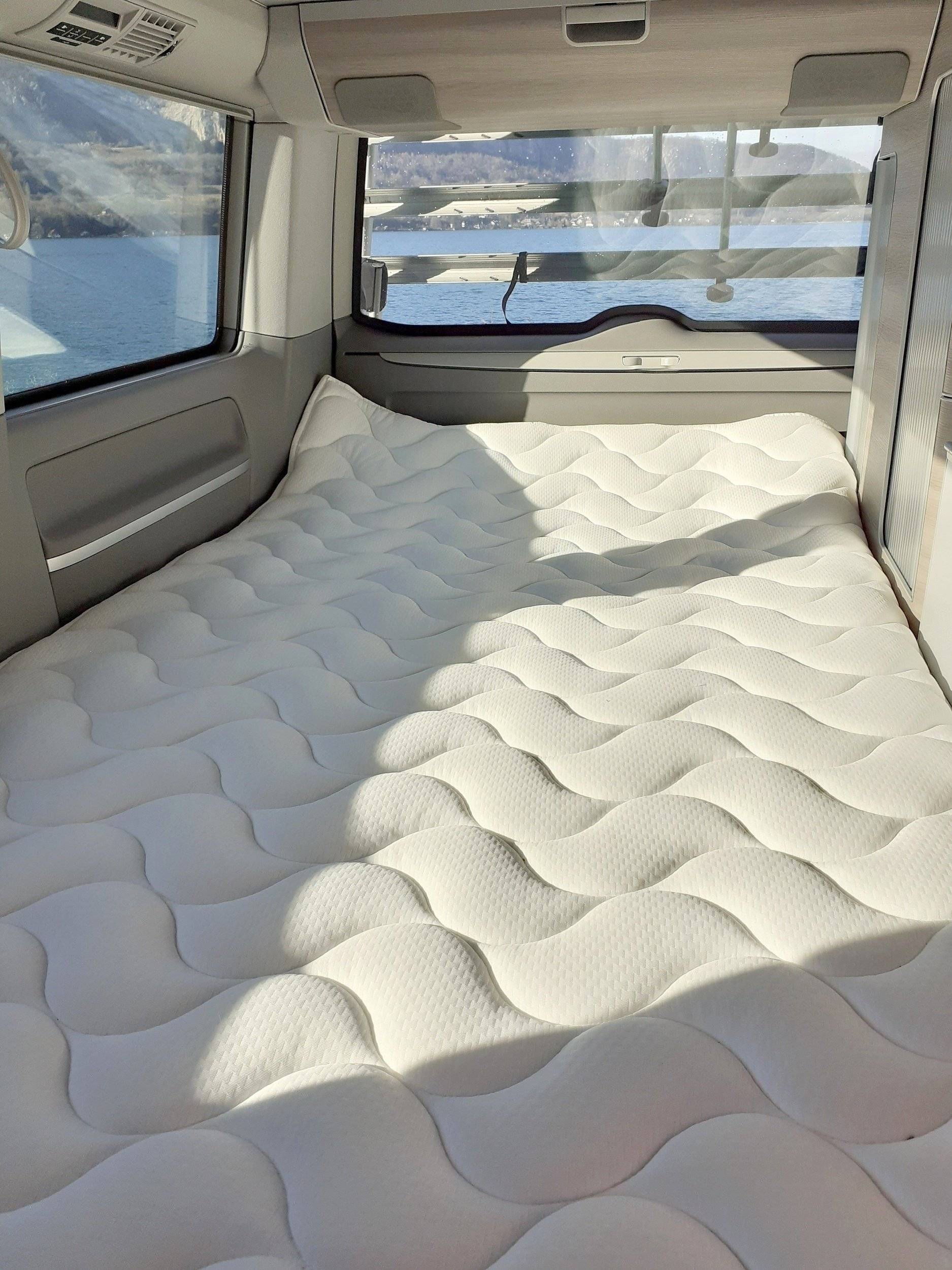 california T5 2 l 140 ch