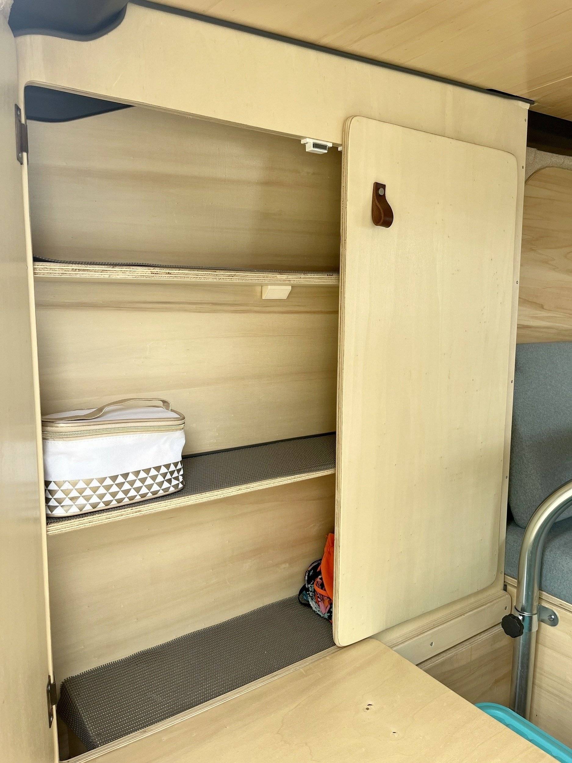 Camp In Van Peugeot expert Standard