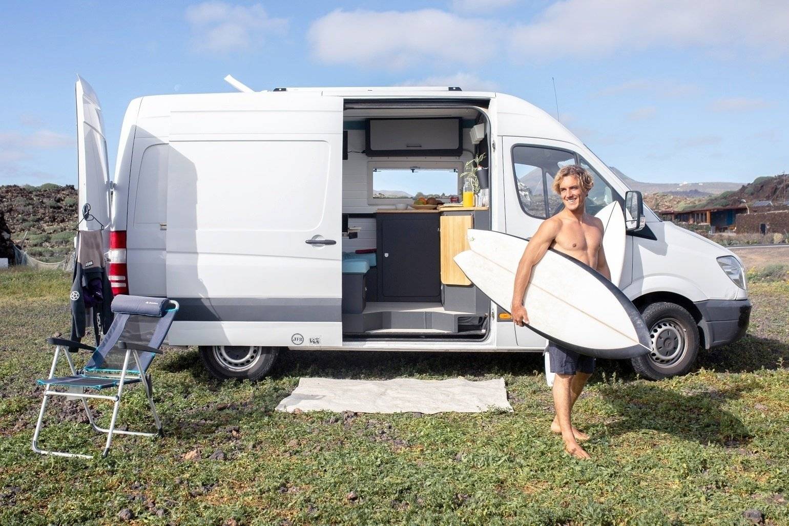 Voorkant 3/4 Mercedes Sprinter - Yescapa
