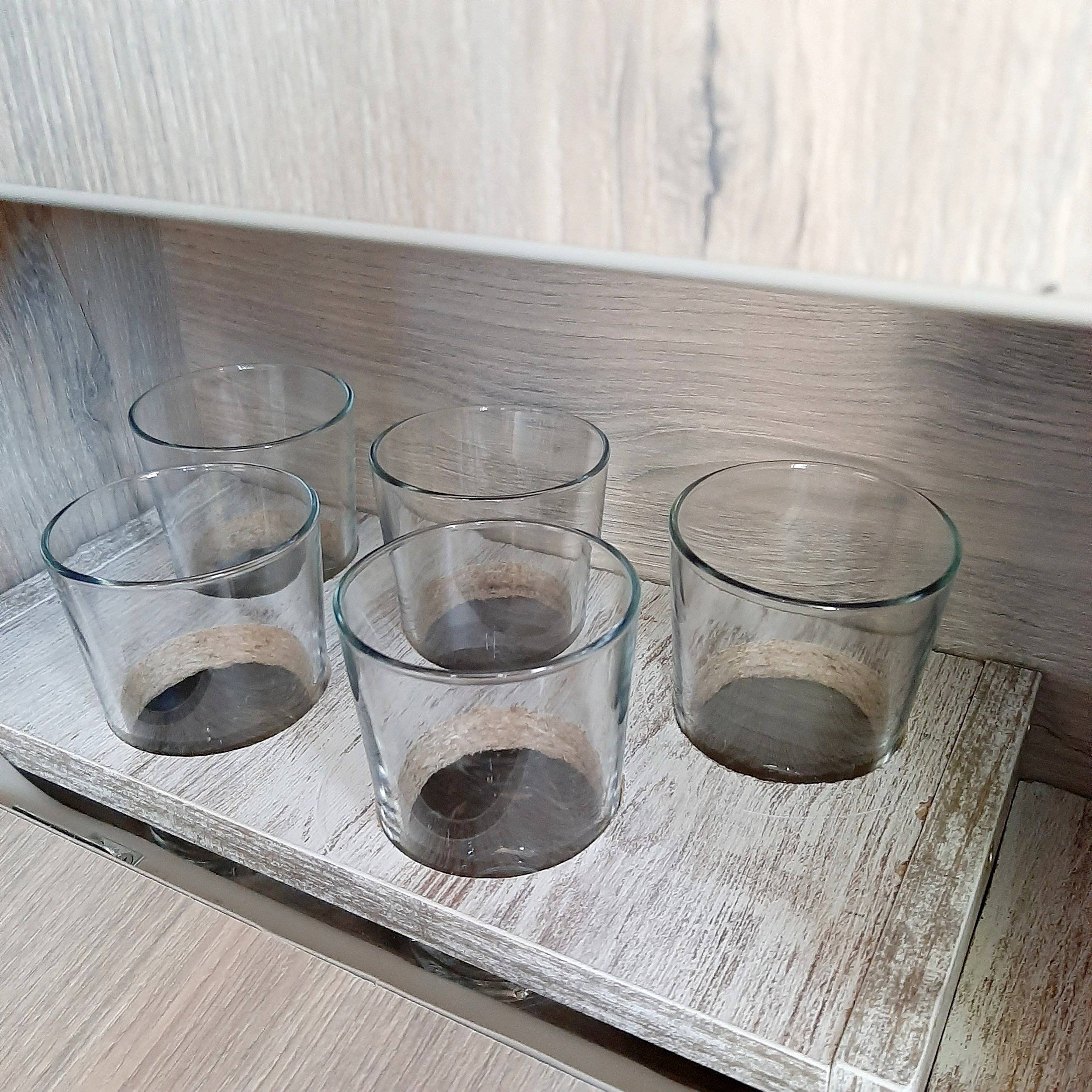 Volkswagen Transporter T6 (Amarilla)