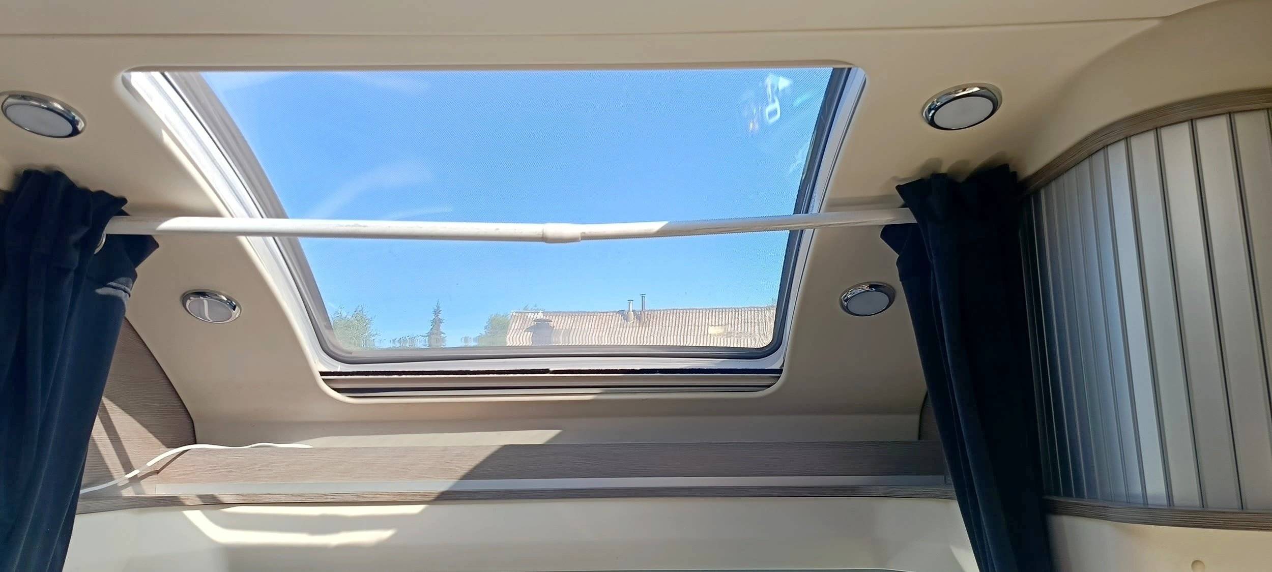 Bavaria T 730 Lc