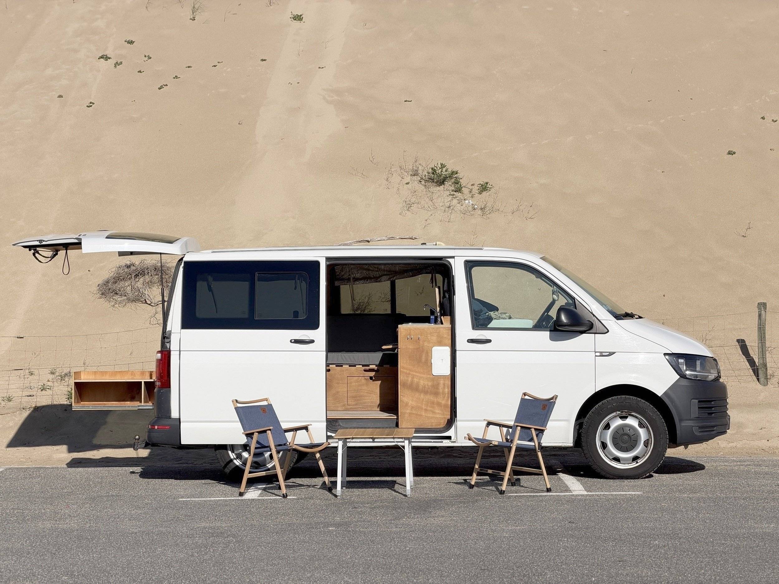 Vista de 3/4 Volkswagen T6 180 CH 4motion - Yescapa