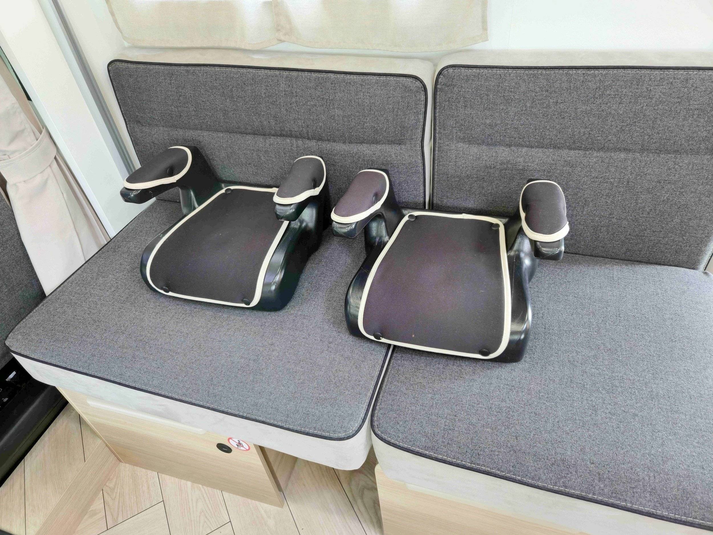 Challenger 380 Graphite Premium