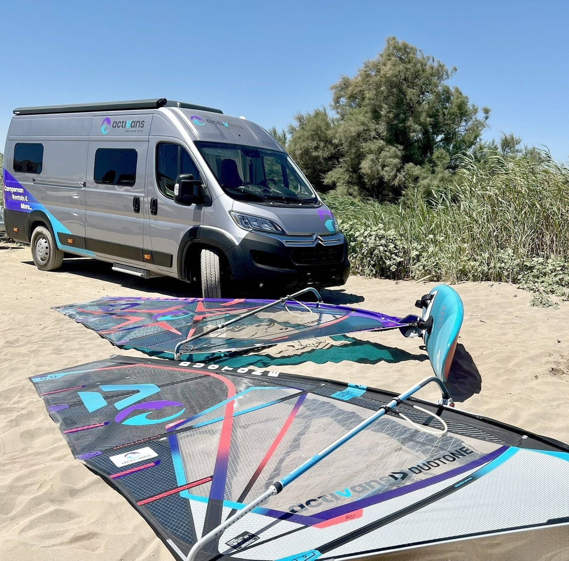 ACTIVANS SURF CAMPER 