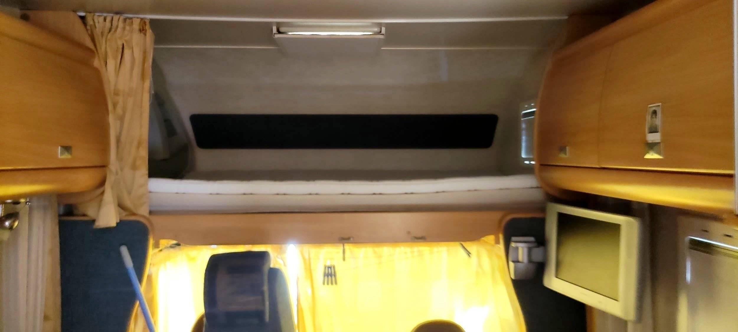 Challenger Transit 2,4 l 140 ch