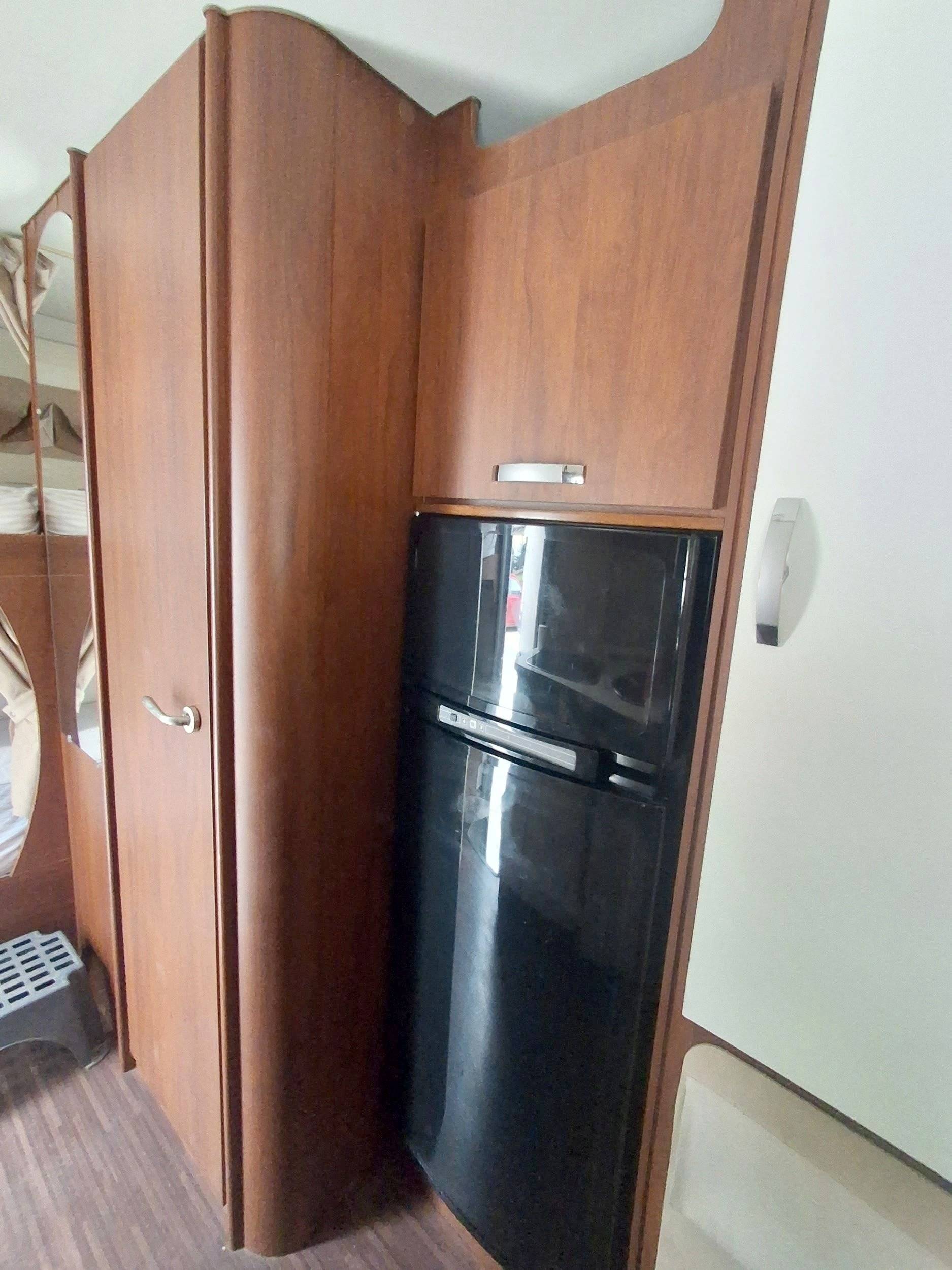Elnagh Baron 22