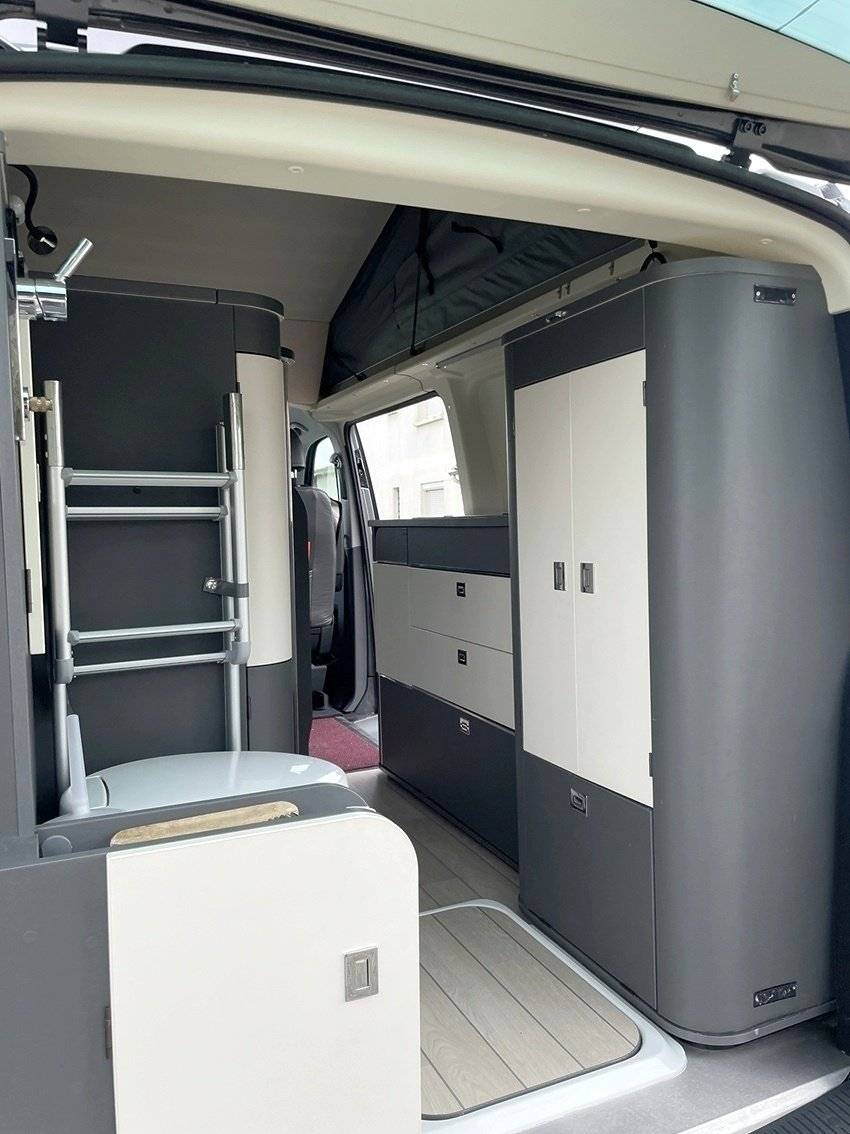 Berth Volkswagen T6.1 150 CH DSG 7 - Yescapa
