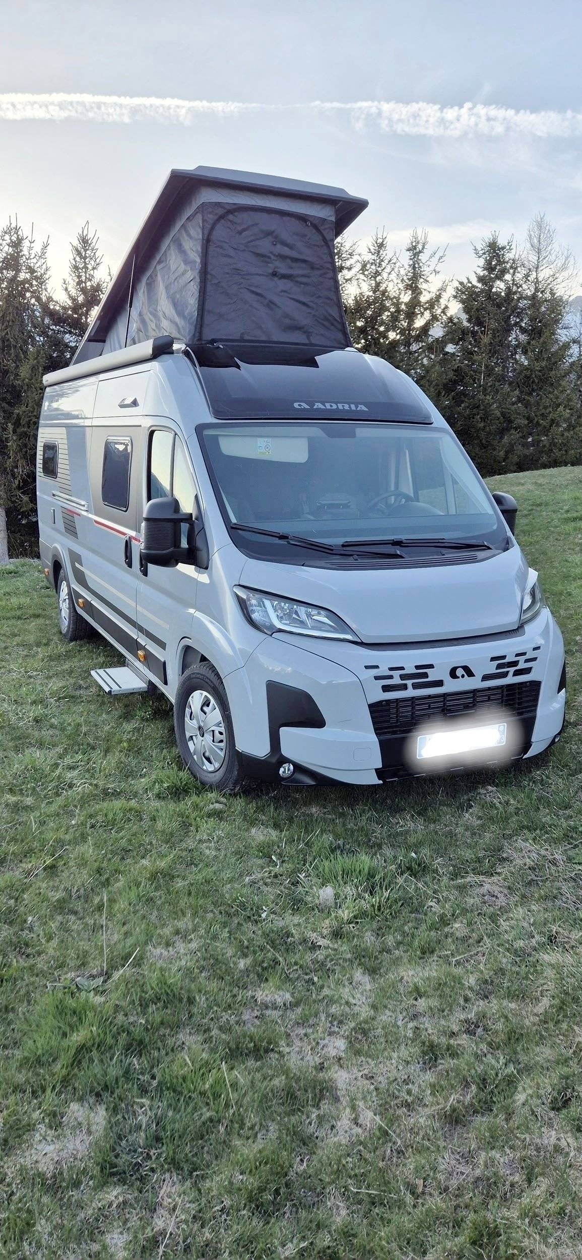 Adria Ducato 2,3 l 180 ch