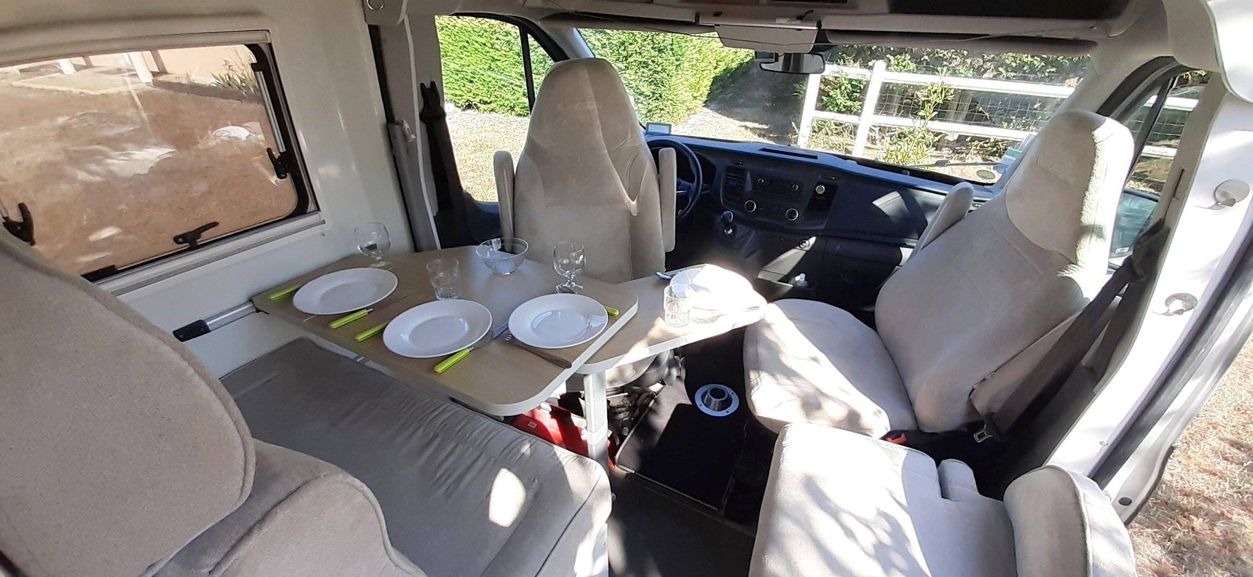 Eethoek Ford Ford Transit 170 - Yescapa