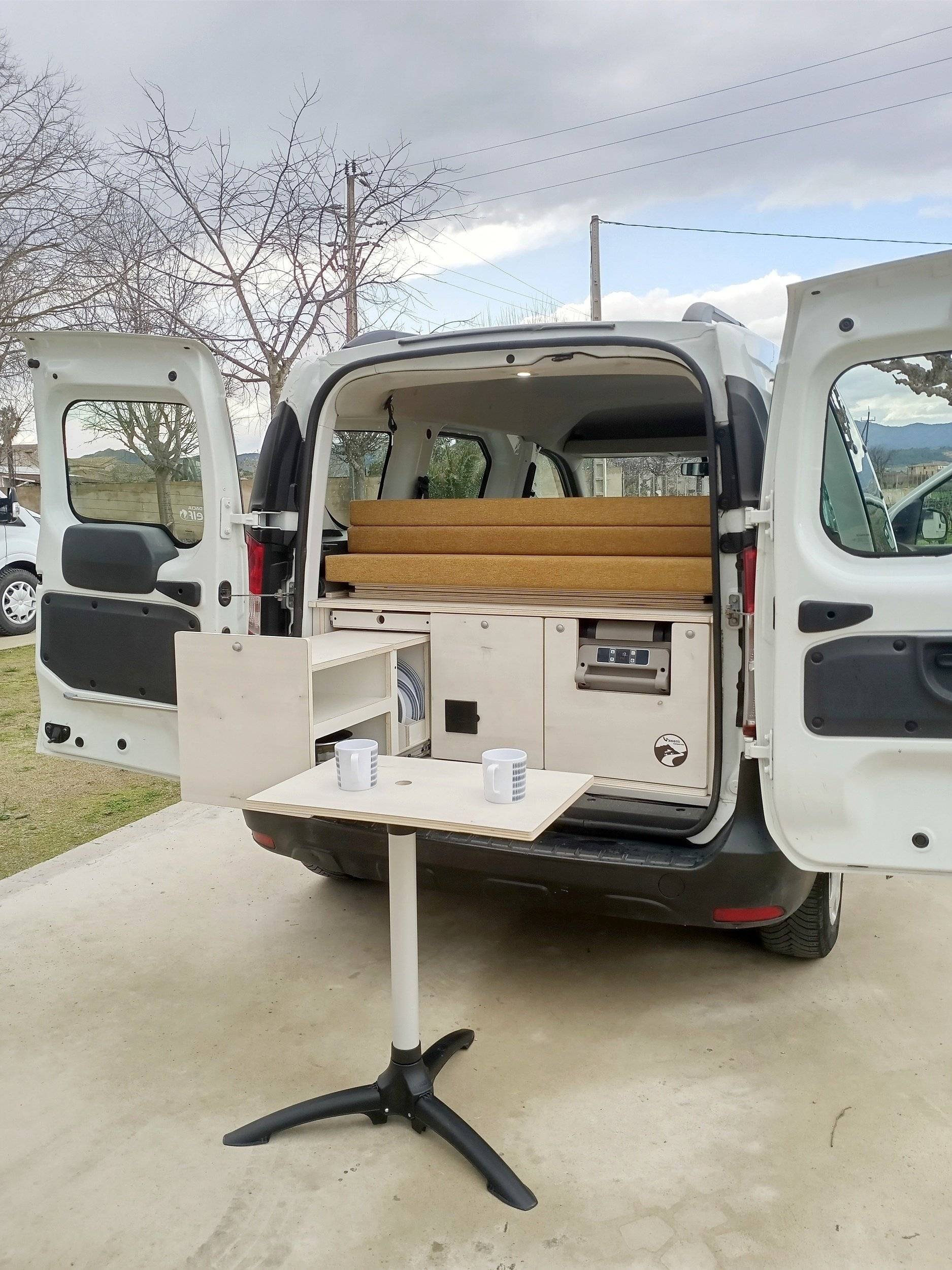 GASENI CAMPERVAN CAMPER- LEO