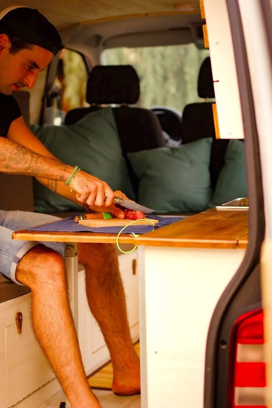 mobilier nomad 2,0 l 140 ch