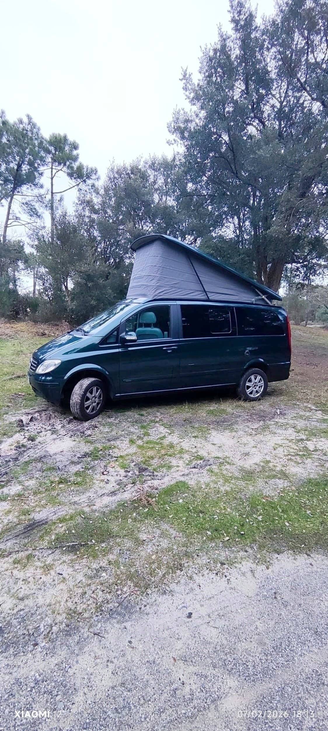 Front view from 3/4 Mercedes Viano Marco Polo 2.2 4Matic - Yescapa