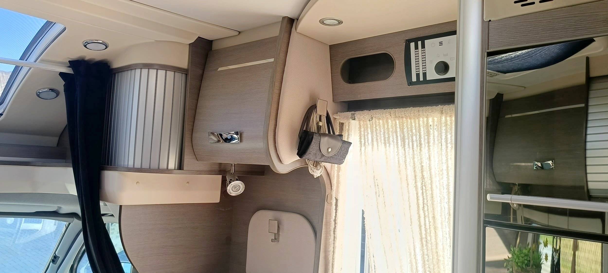 Bavaria T 730 Lc