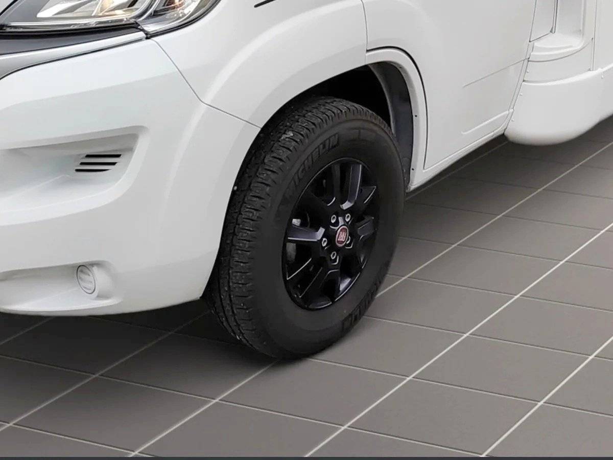 Dethleffs Just Camp 6812 EB