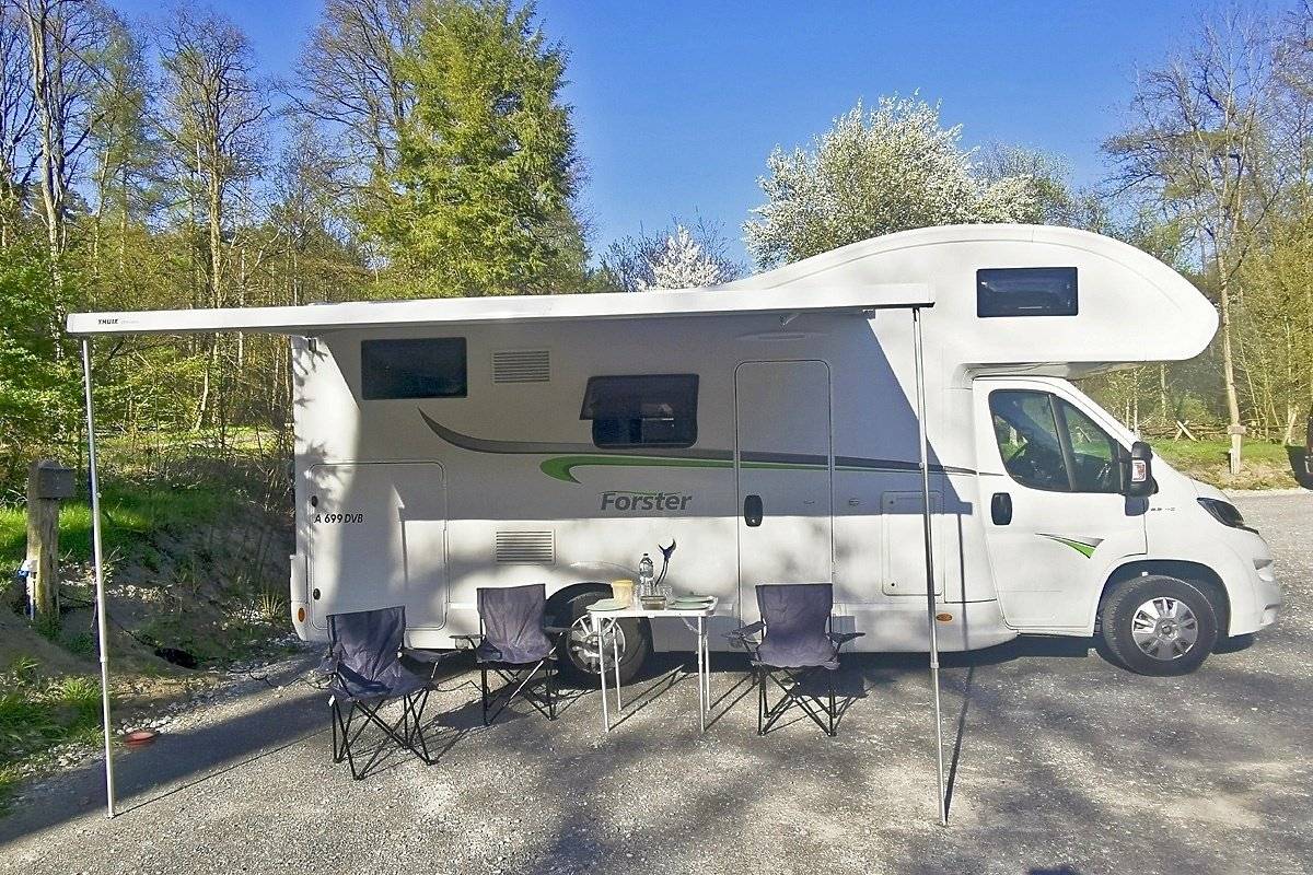 Eura Mobil Forster A699DVB-F