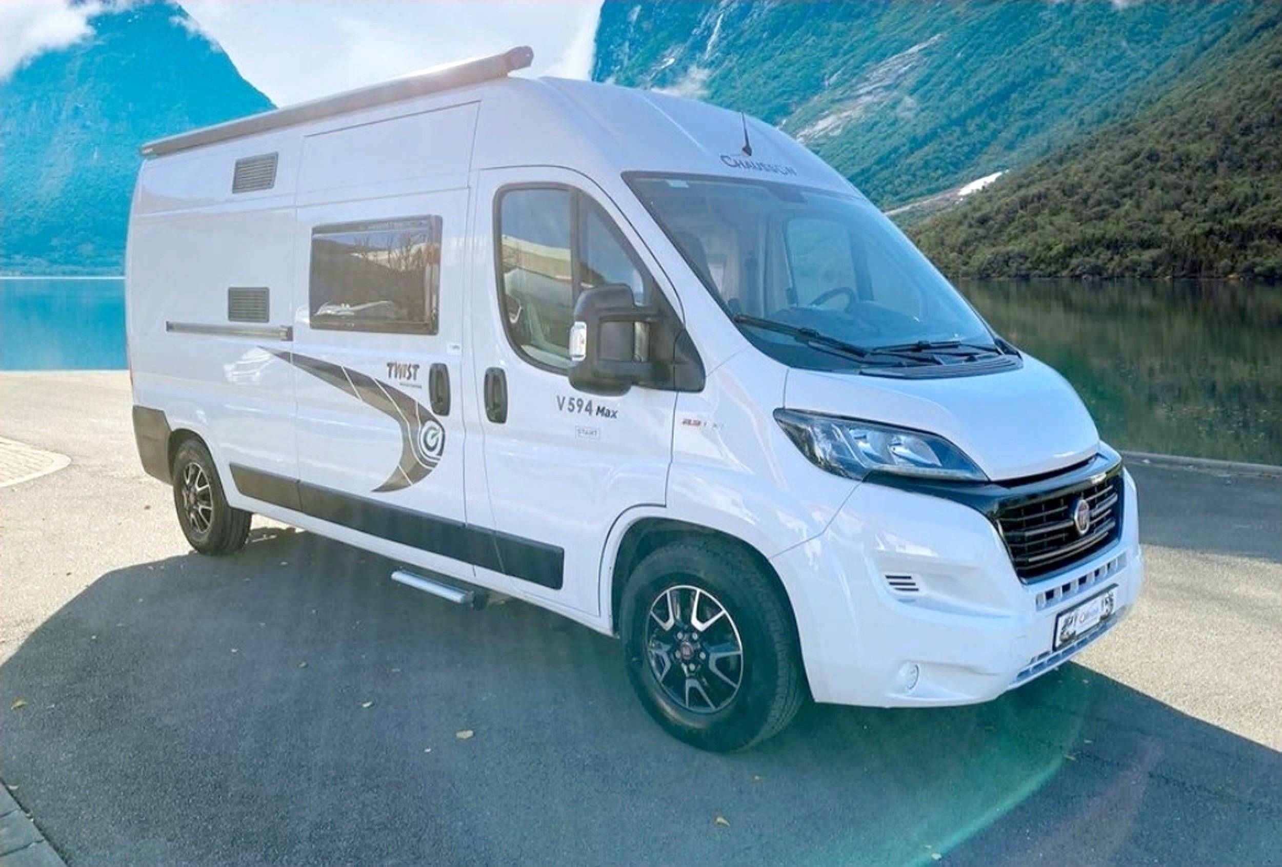 Voorkant 3/4 Fiat Ducato 130 Multijet - Yescapa