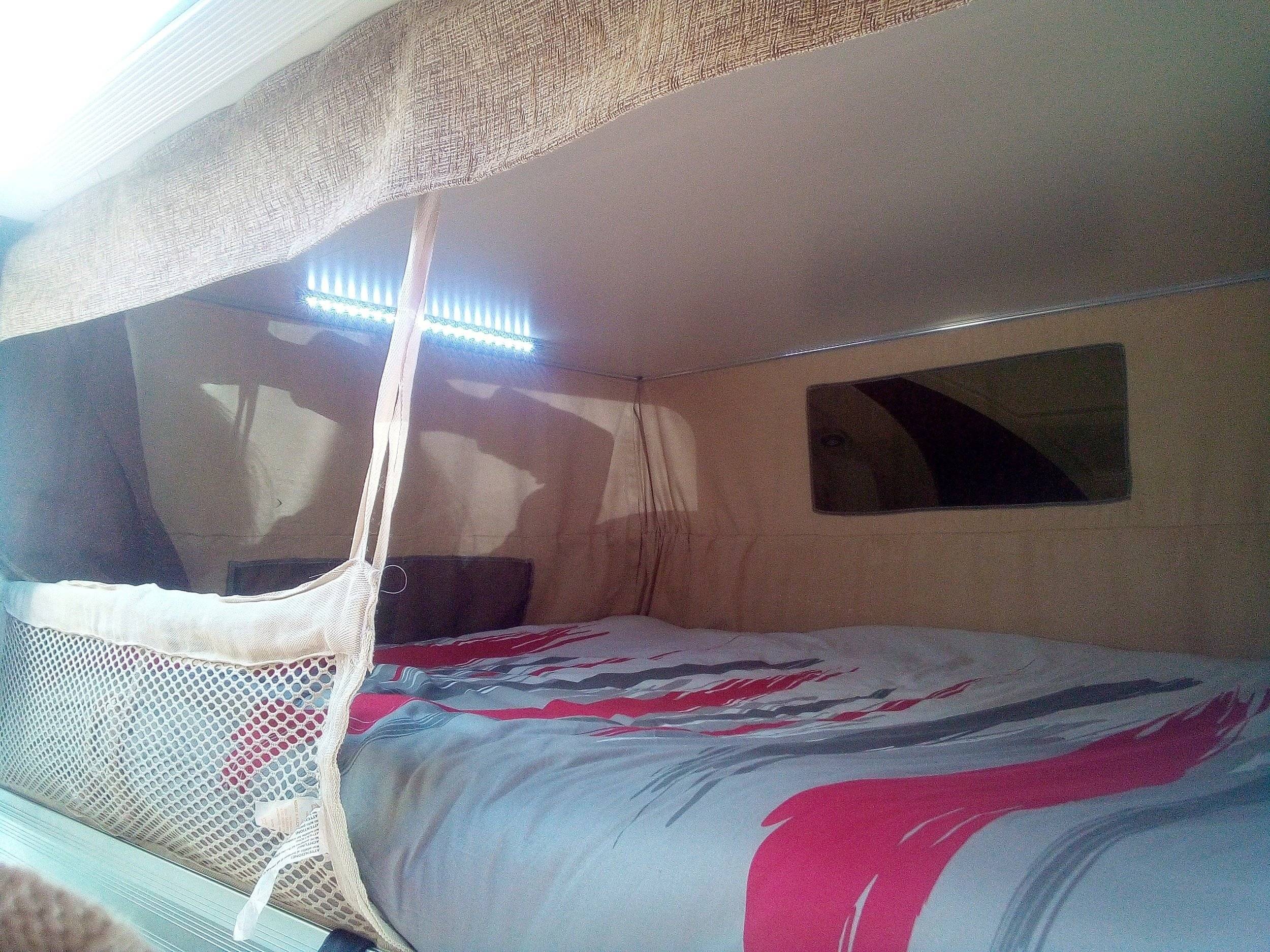 Challenger genesis 52