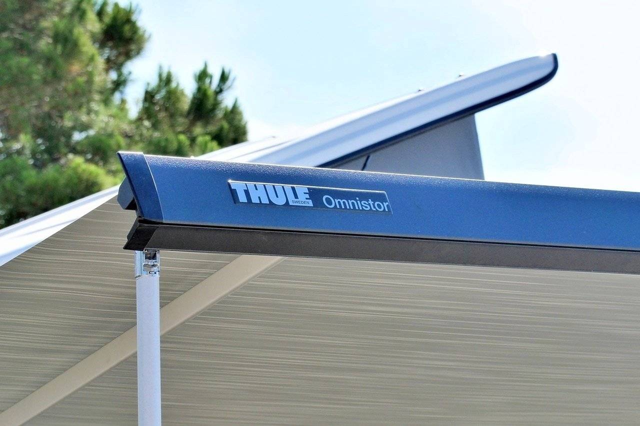 Volkswagen T6 with Raising Roof