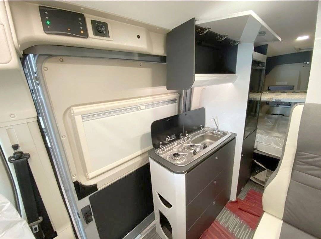 Mclouis Menfys Van 3 Maxi S line