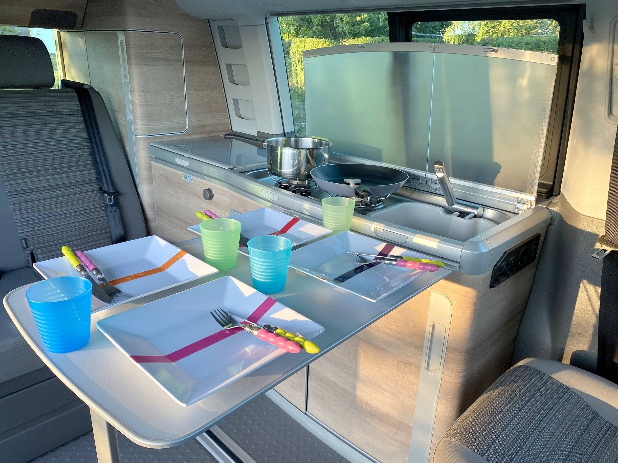 Volkswagen T6.1 California Coast DSG7 150CH