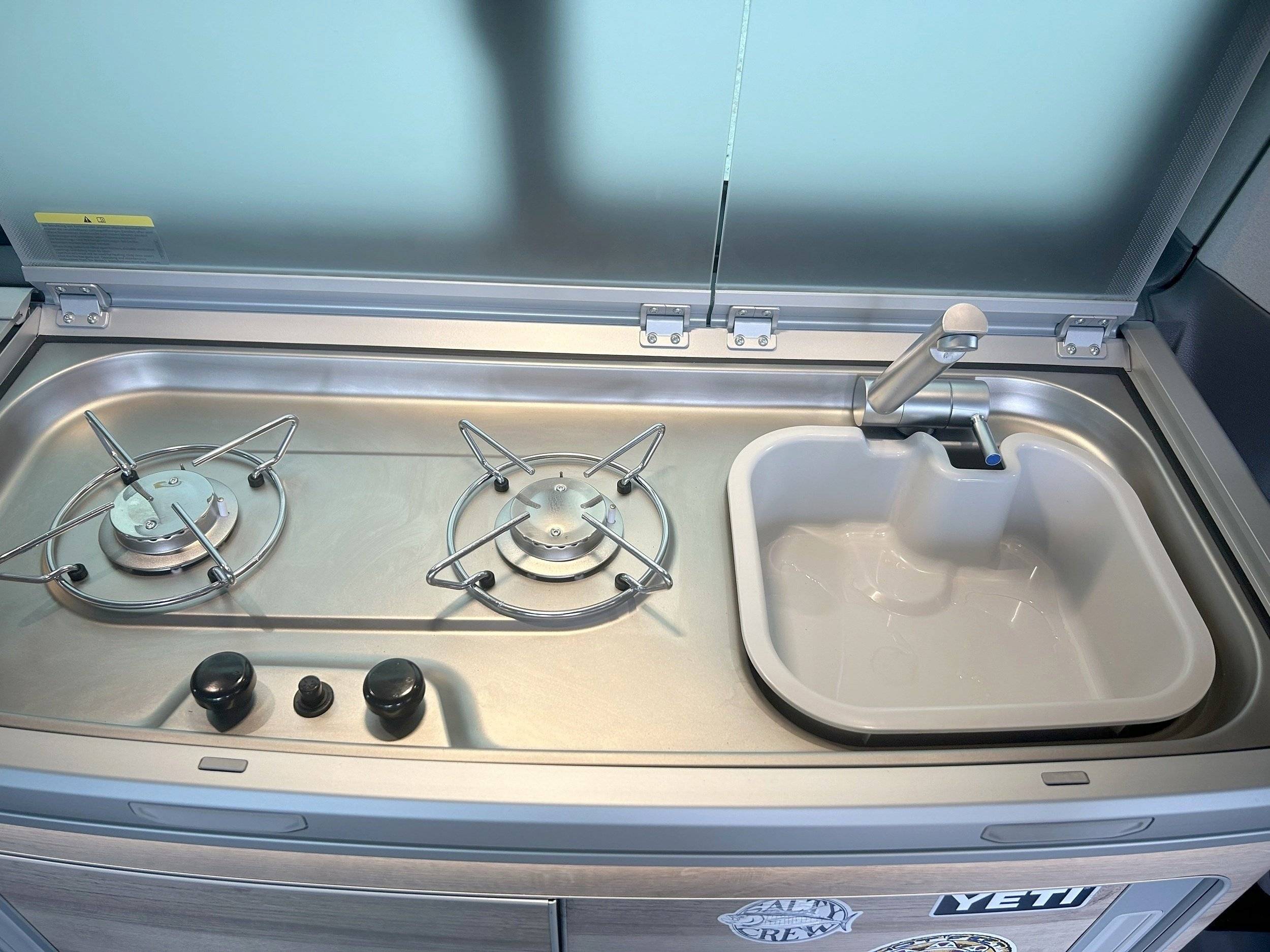 Volkswagen T6.1 California Coast Edition