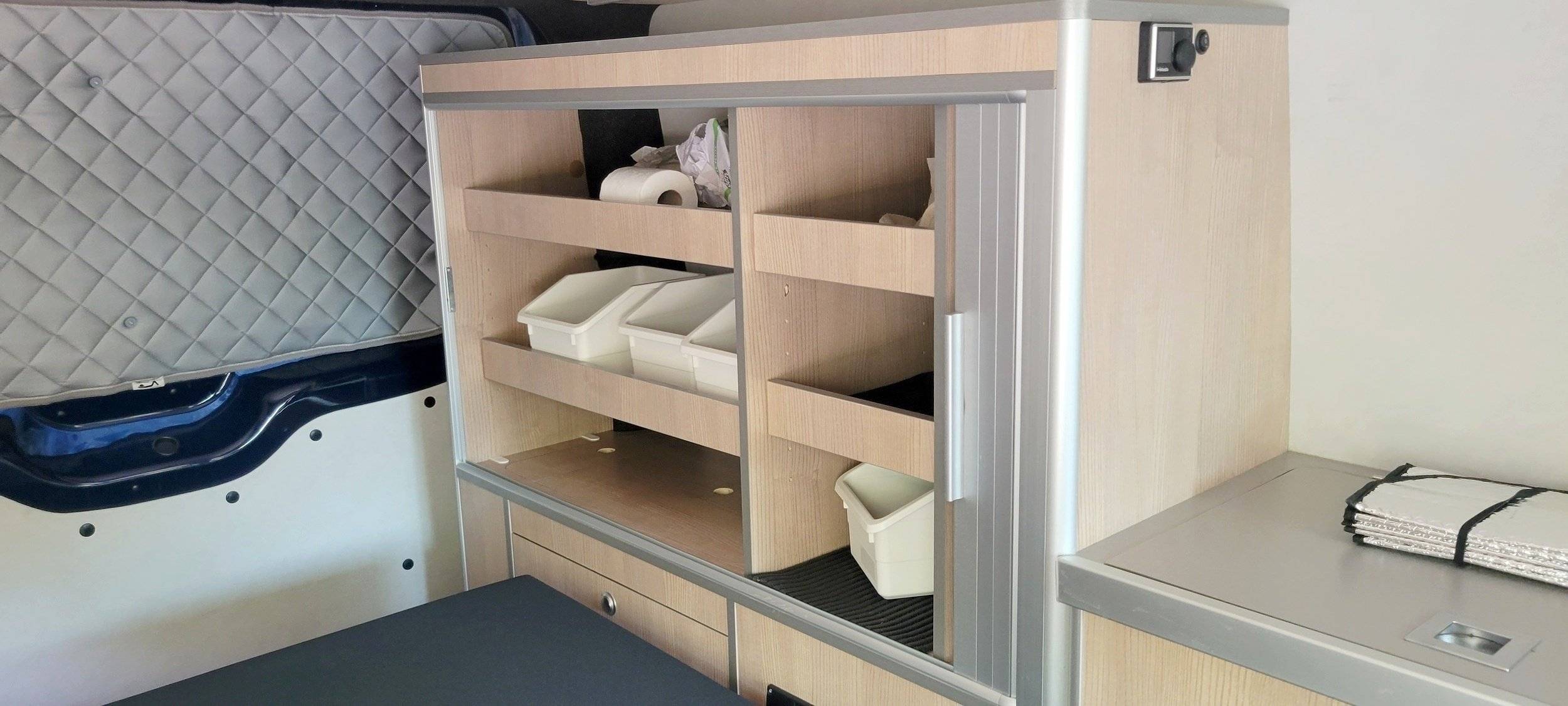 T&amp;T VANS Rhino aventourer