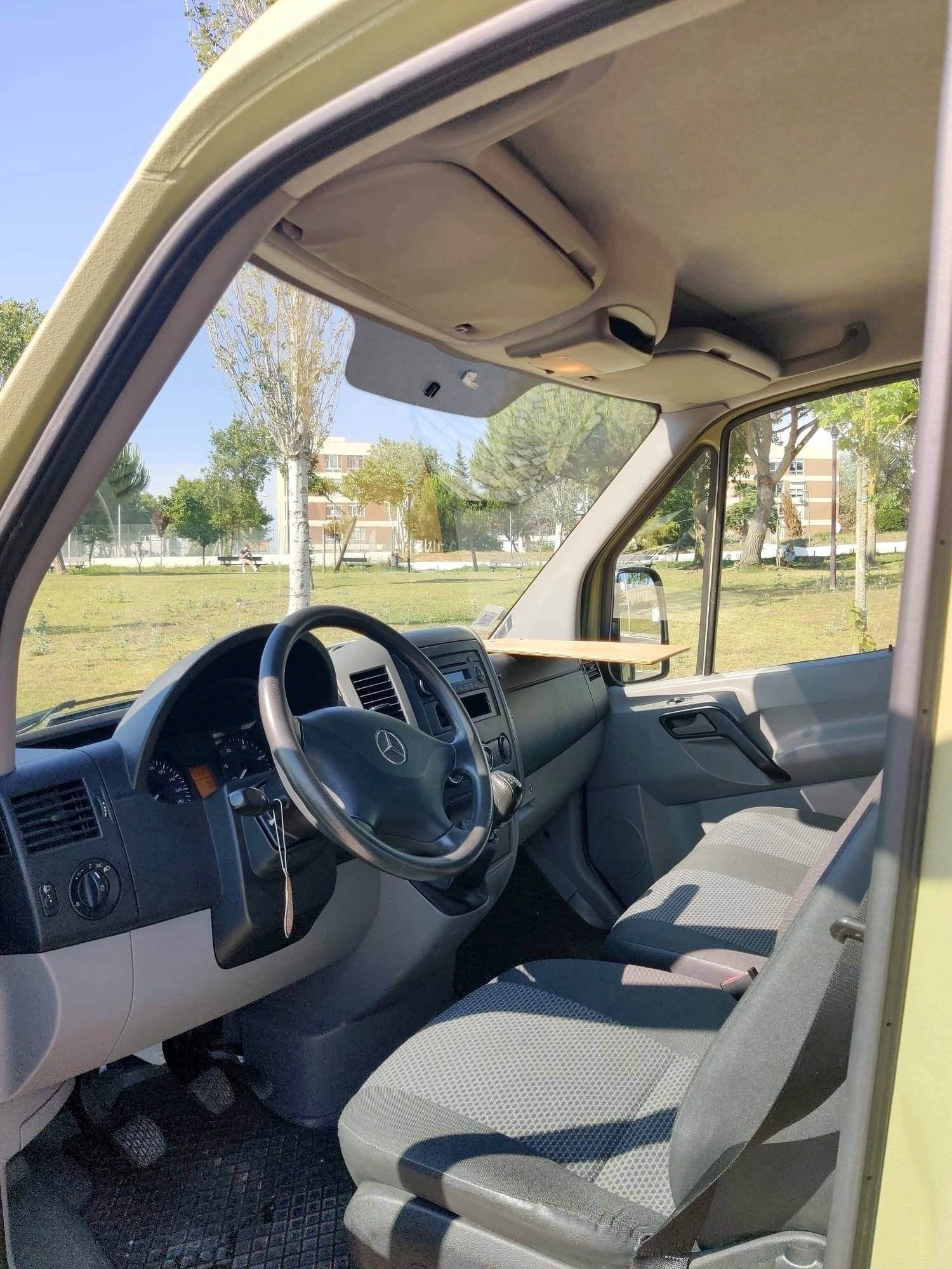 Coringa Vans Mercedes Sprinter 210