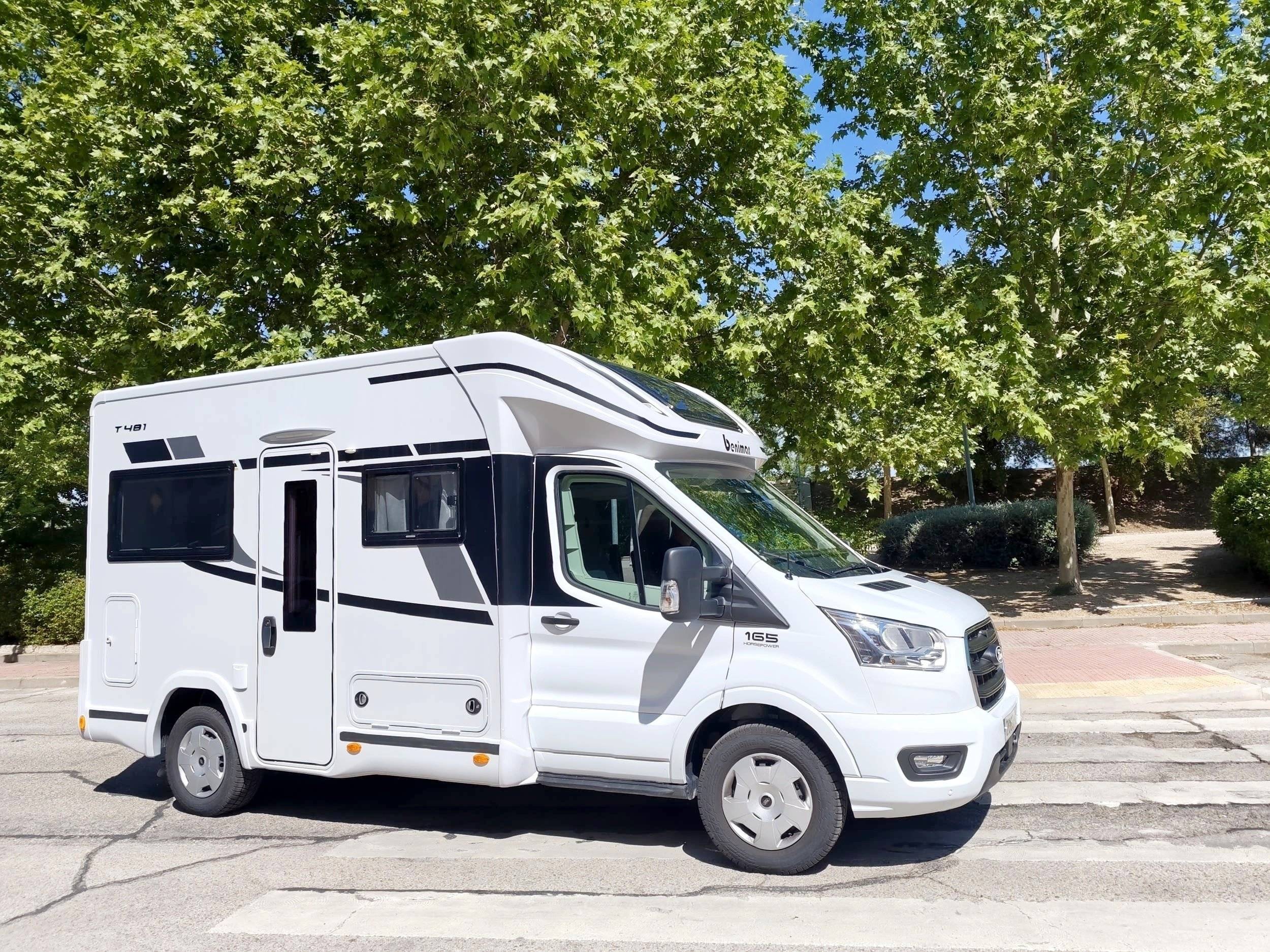 Benimar 481