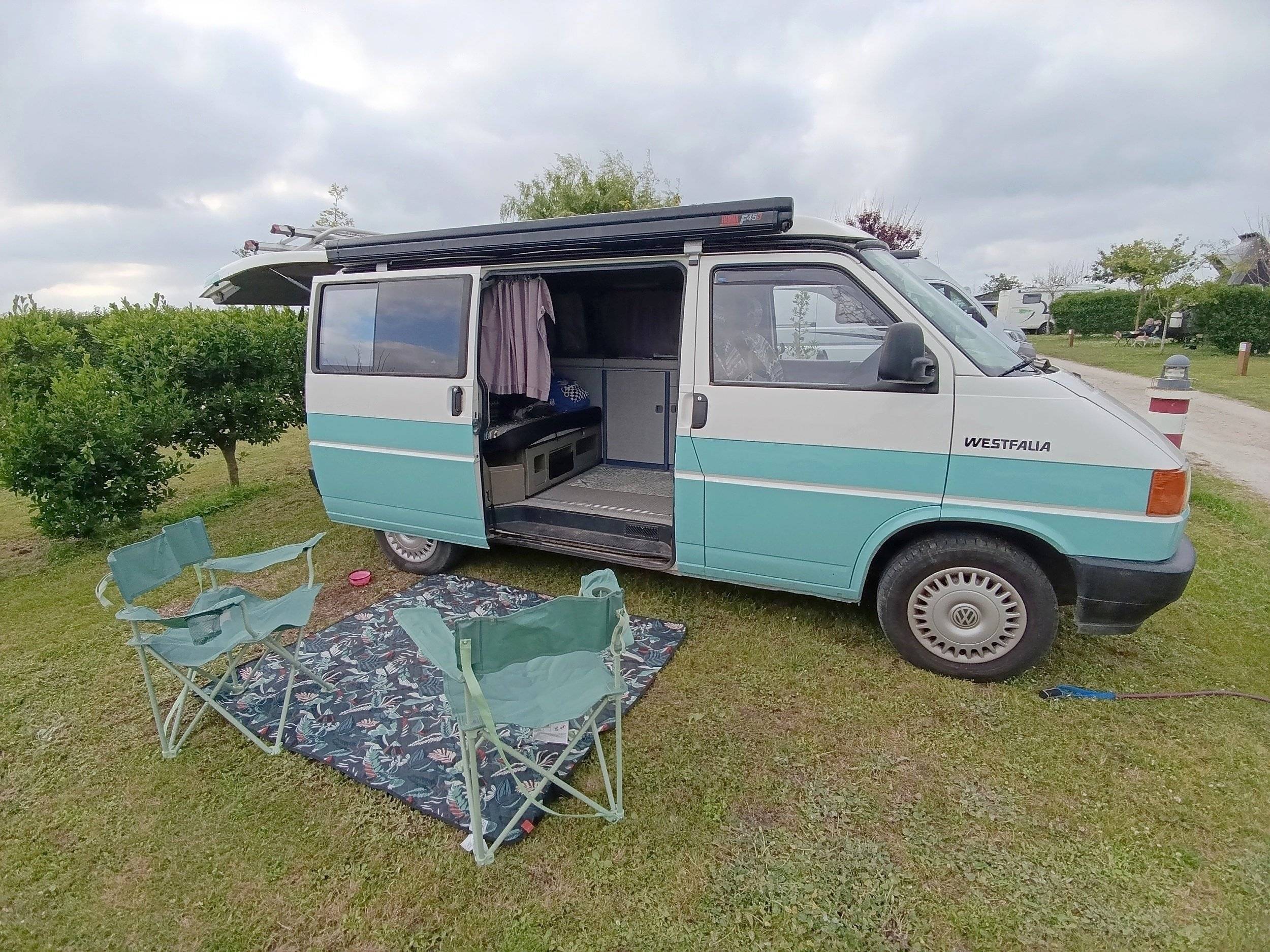 Schlafplätze Volkswagen T4 California - Yescapa