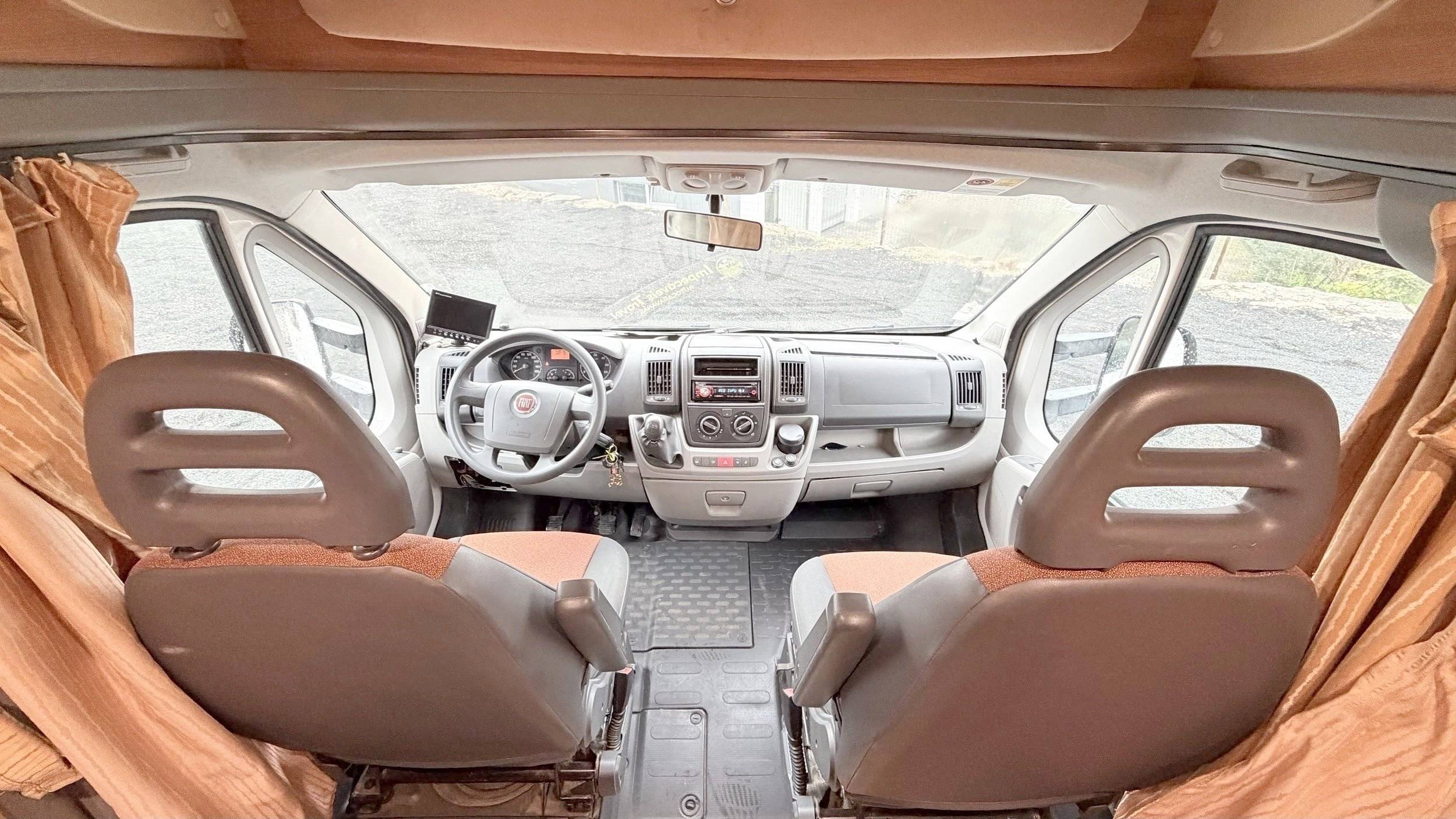 Challenger 2,3 l 130 ch