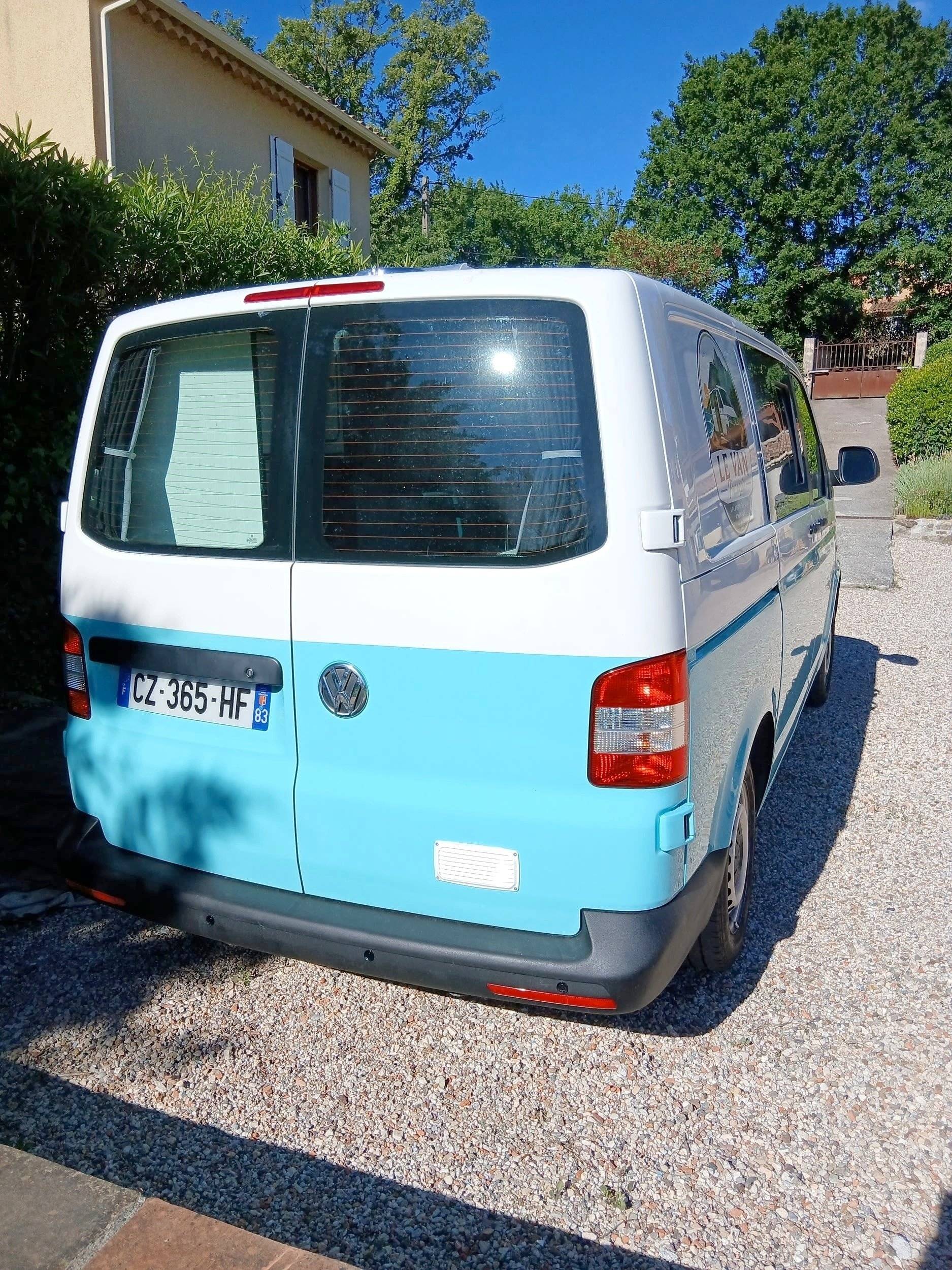 Stylevan 3001 Court