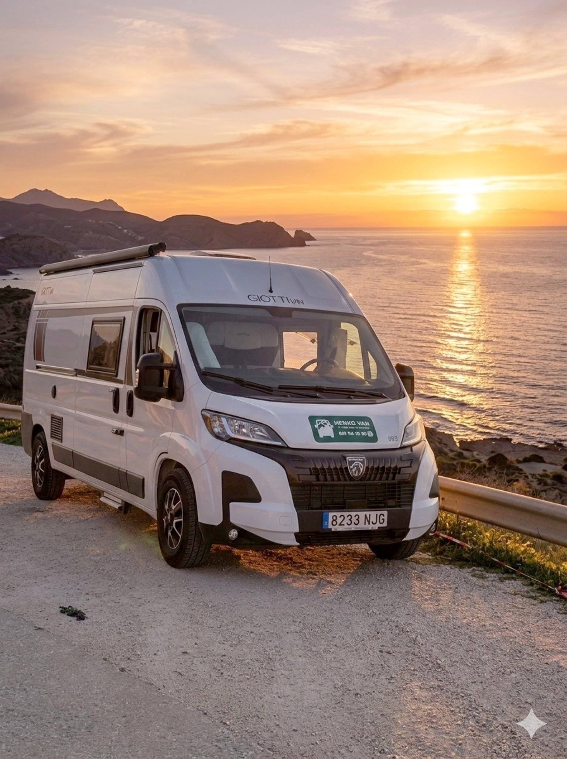 Front view from 3/4 Peugeot Boxer - Yescapa