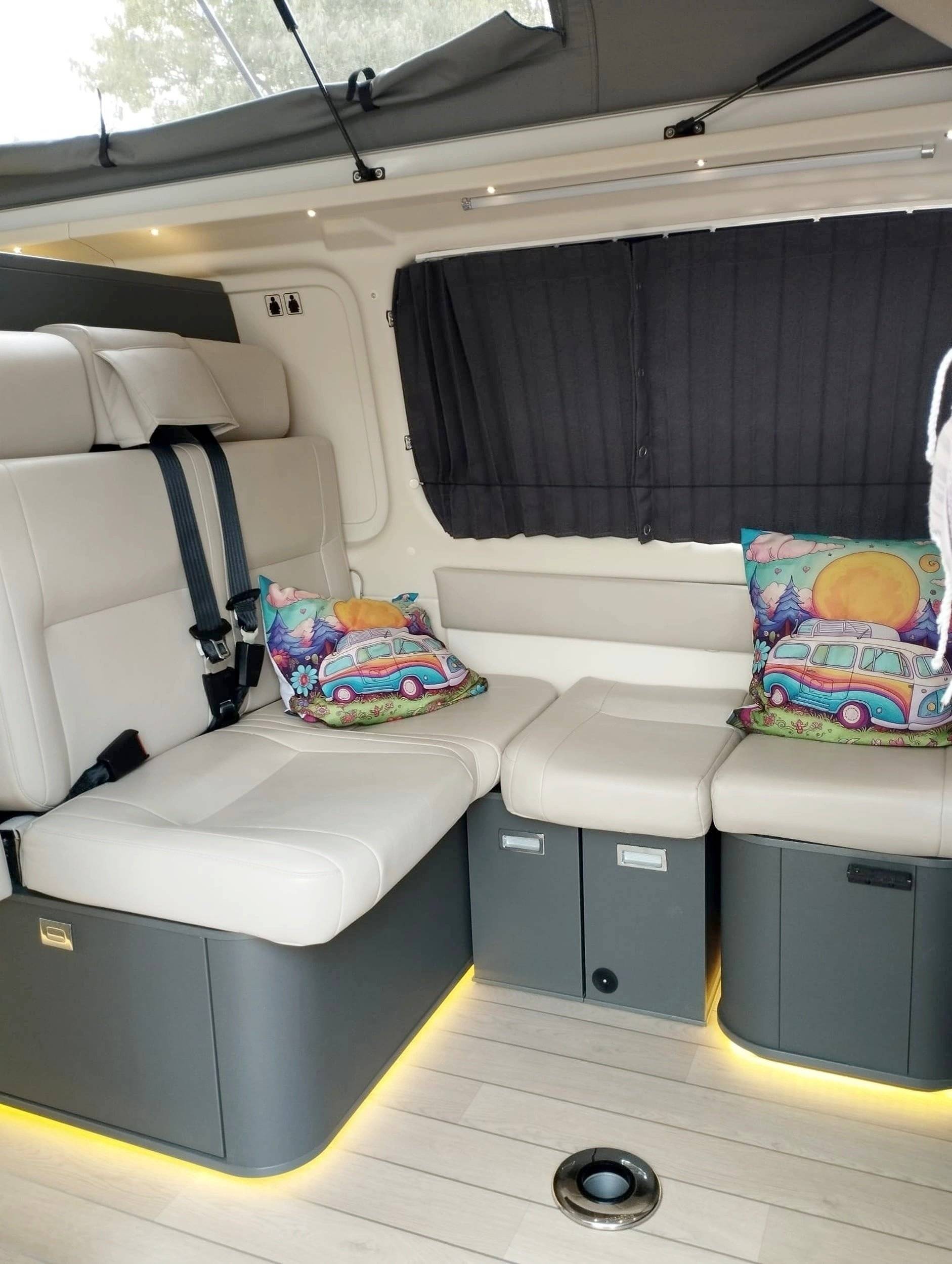 Dinette Volkswagen Kepler One - Yescapa