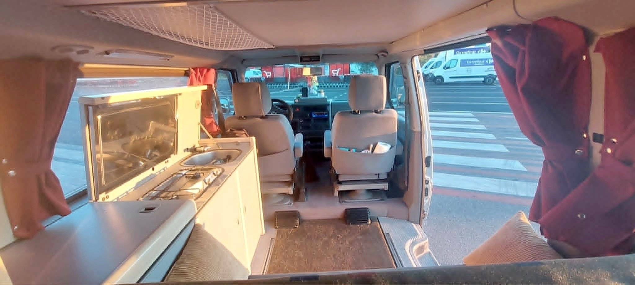 Poste de conduite Volkswagen 2.5 TDI - Yescapa