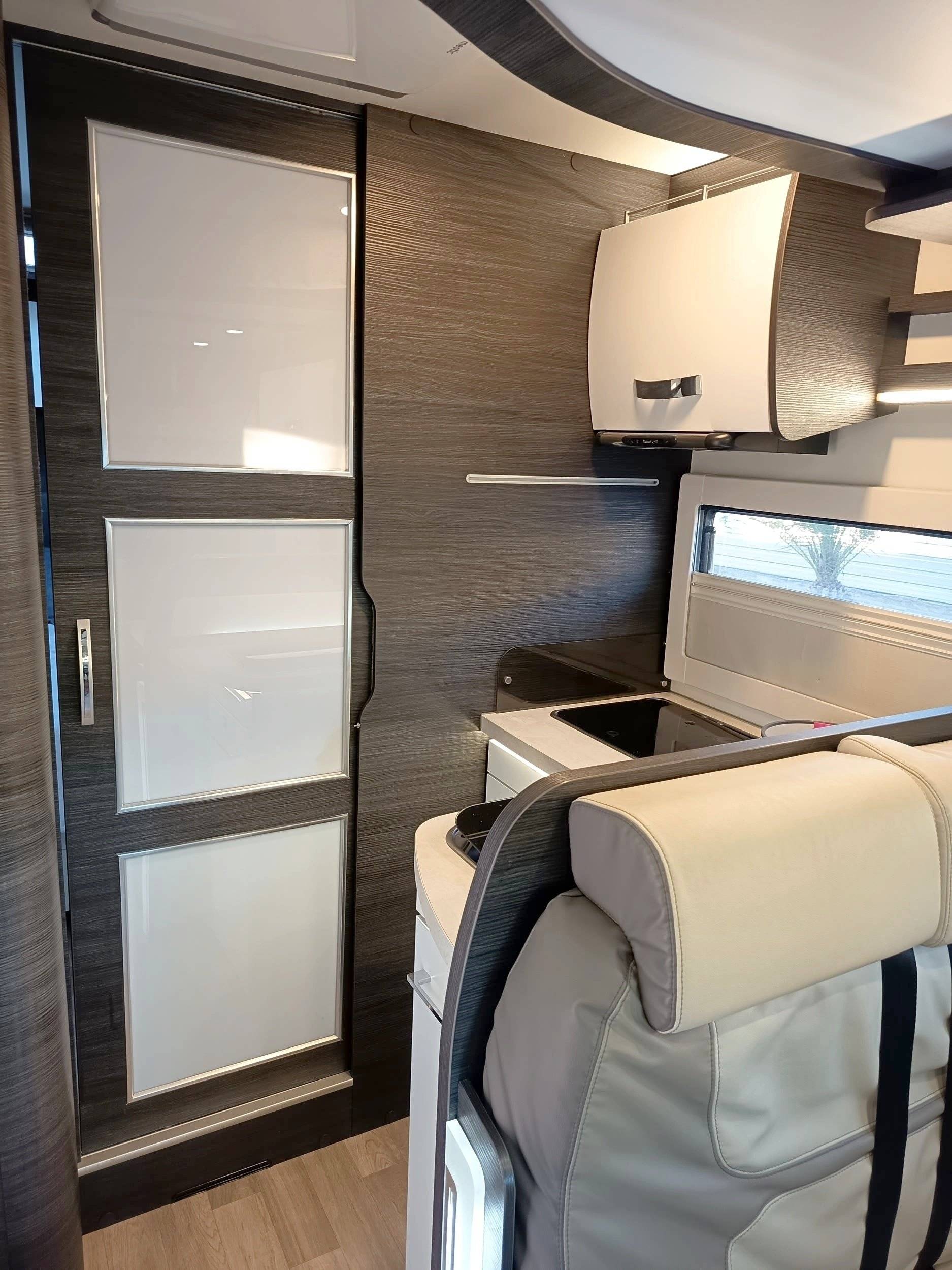 Benimar 296