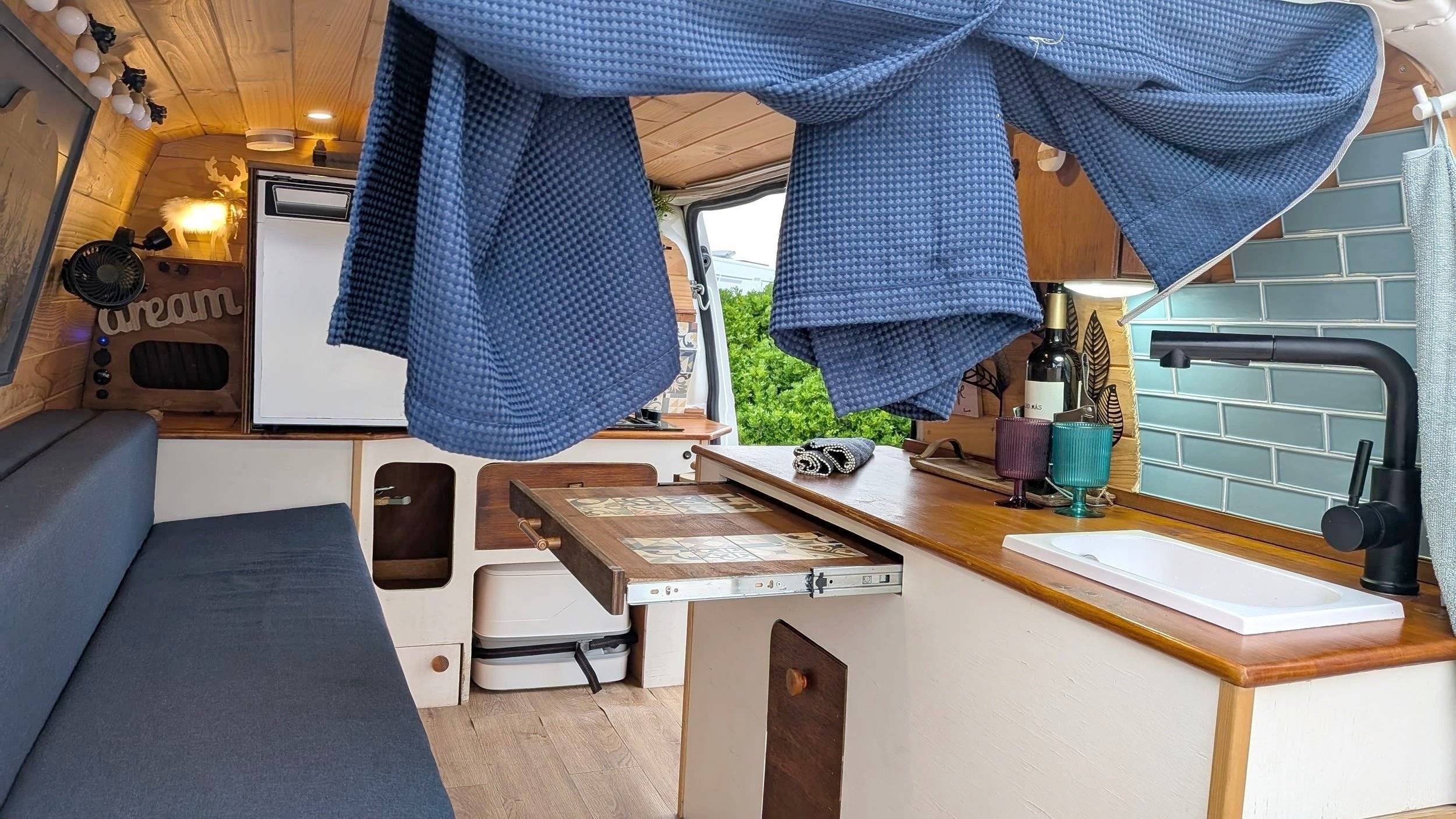 Volkswagen Transporter T4 2.4D