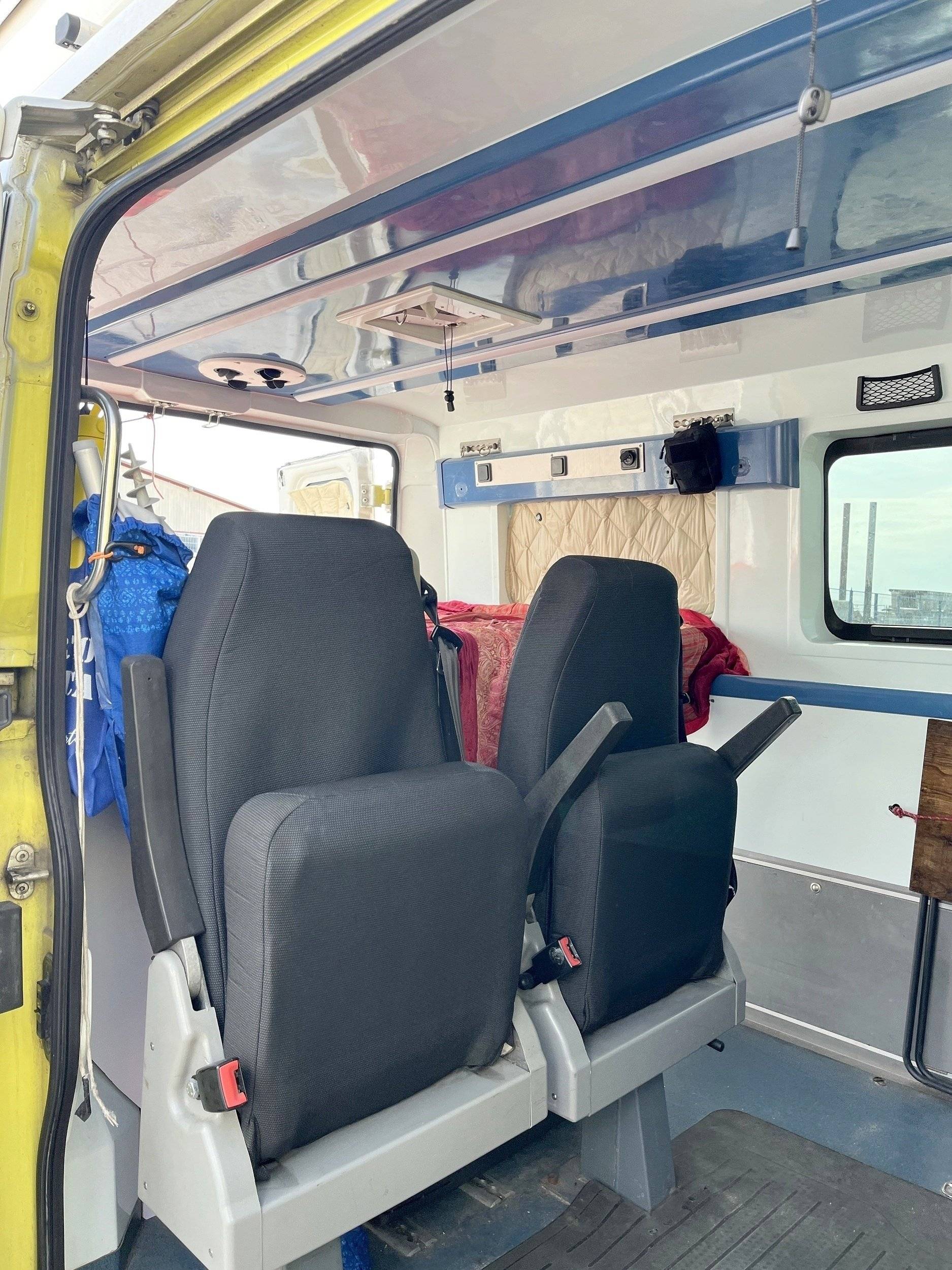 Dinette Iveco DUCATO - Yescapa