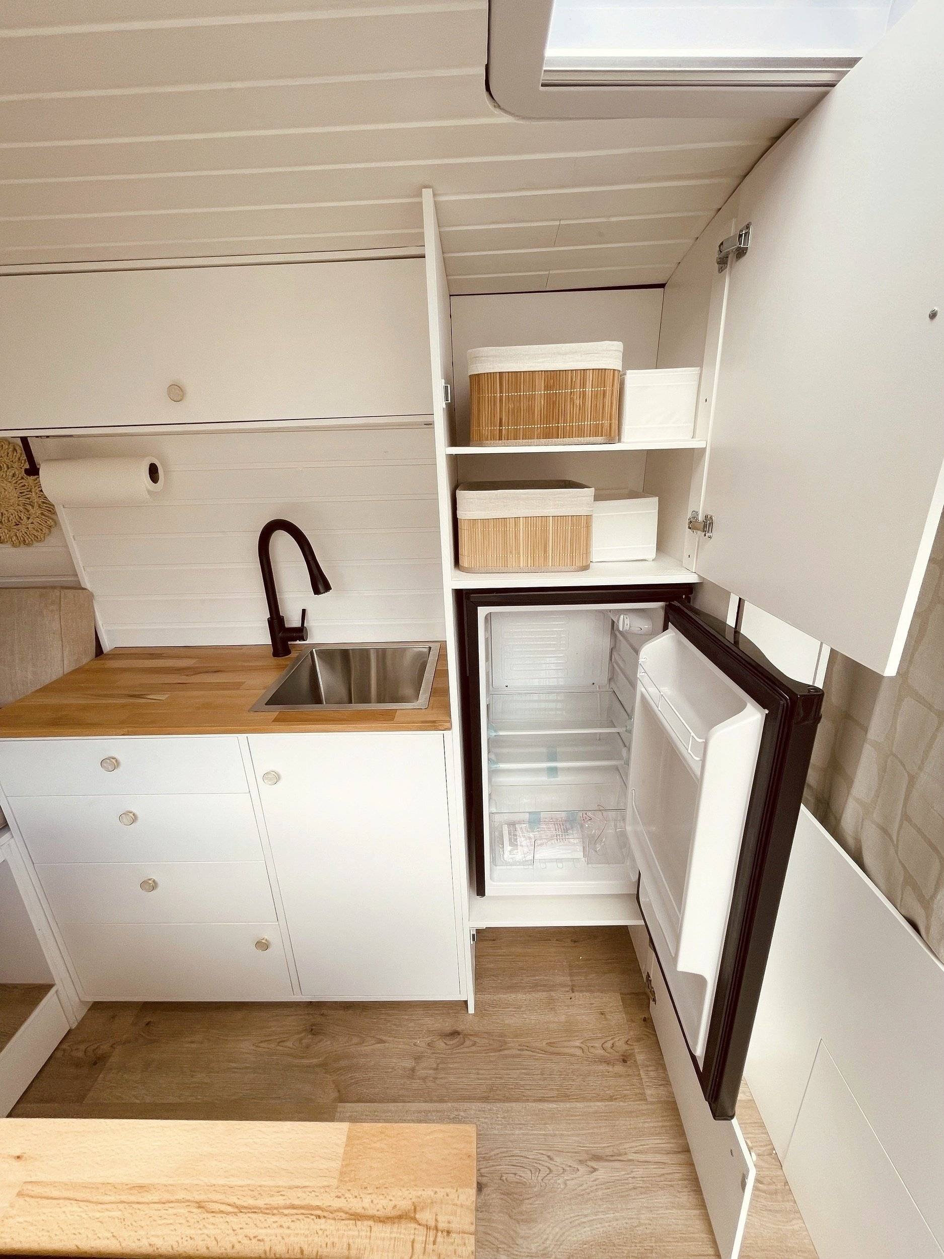 3 C Cartier/Brisebras Ford