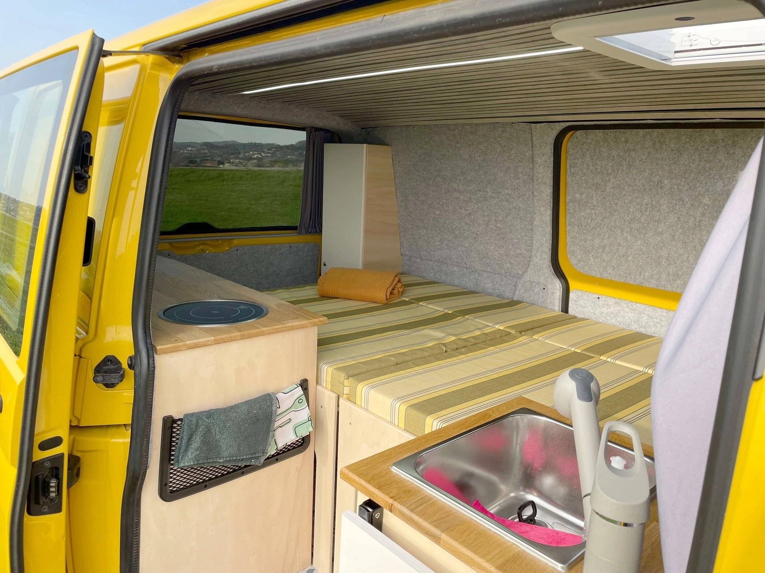 Schlafplätze Volkswagen T6 2,0 l 150 ch - Yescapa