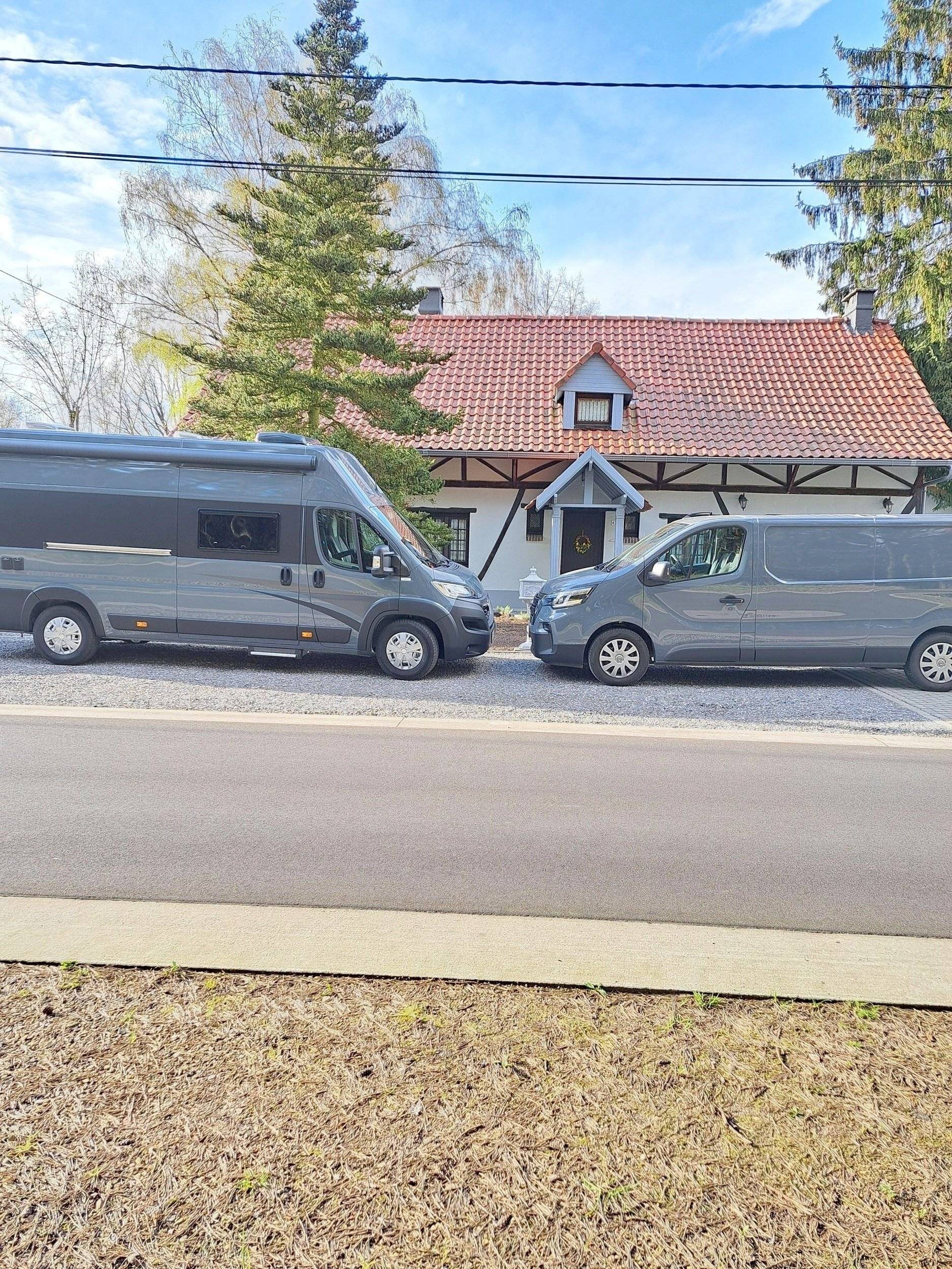 mega mobil 