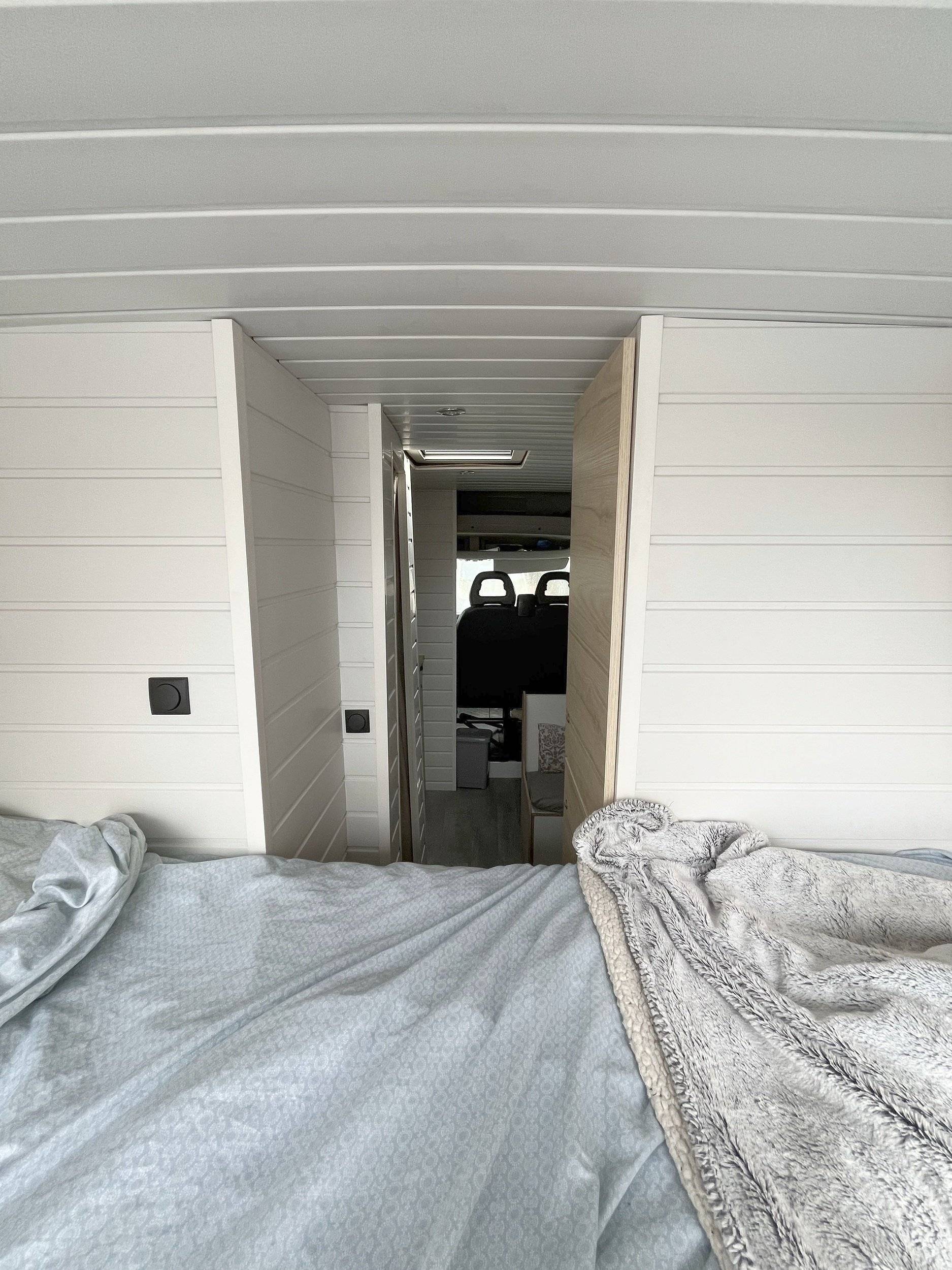 Couchages Peugeot boxer HDI 100ch - Yescapa