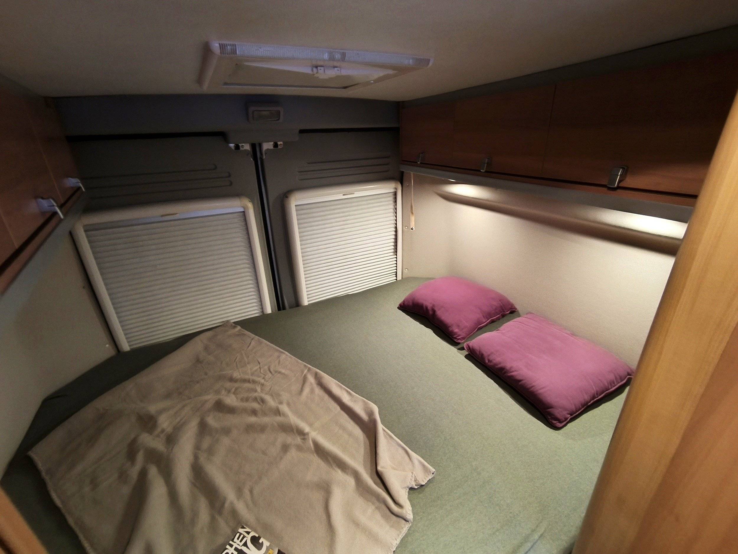 Berth Fiat Ducato 2,3 l Multijet 120 ch. - Yescapa