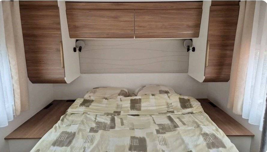 Schlafplätze Fiat Fiat 130 cv - Yescapa