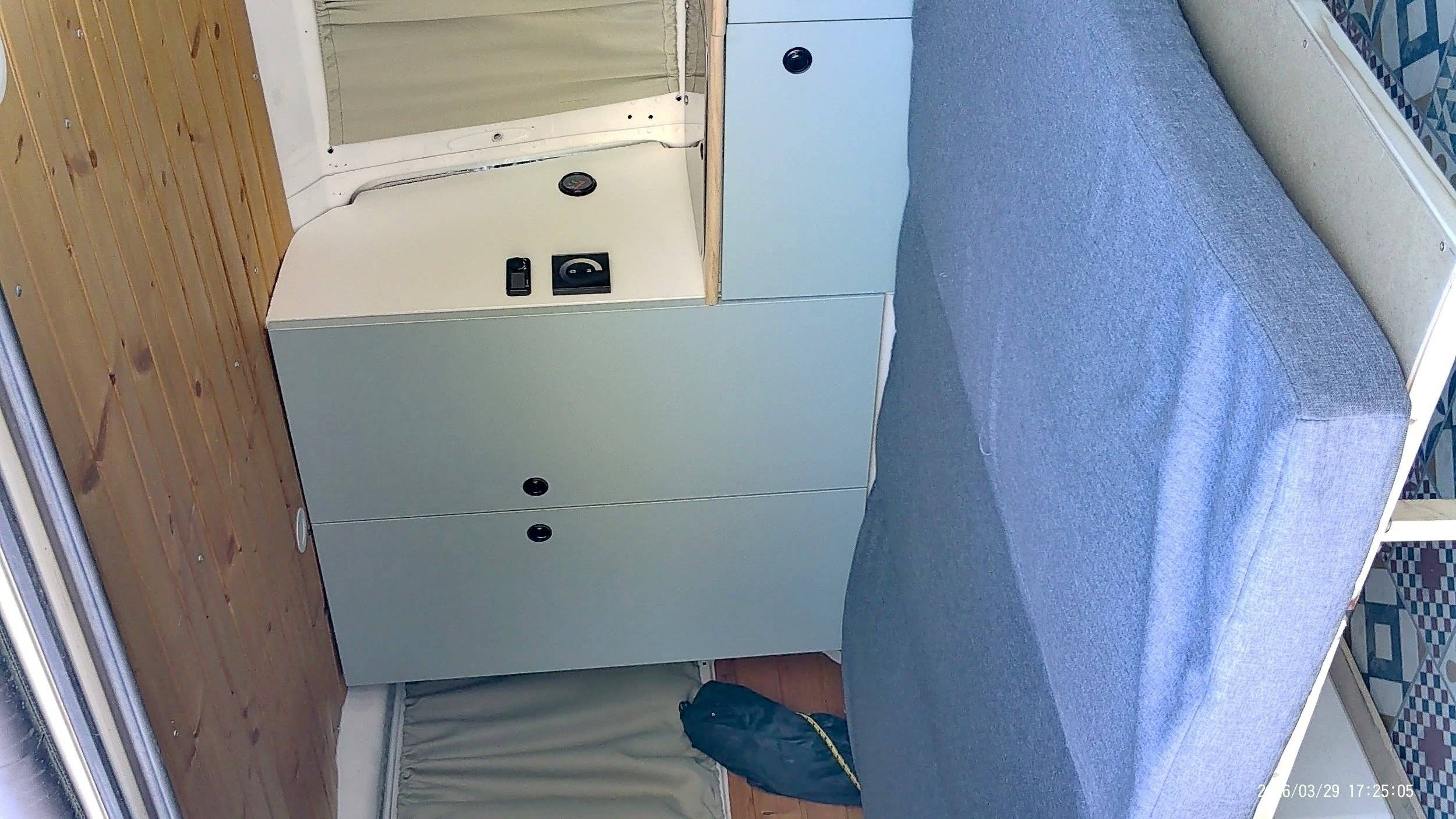 Schlafplätze Volkswagen T4 2.5 - Yescapa